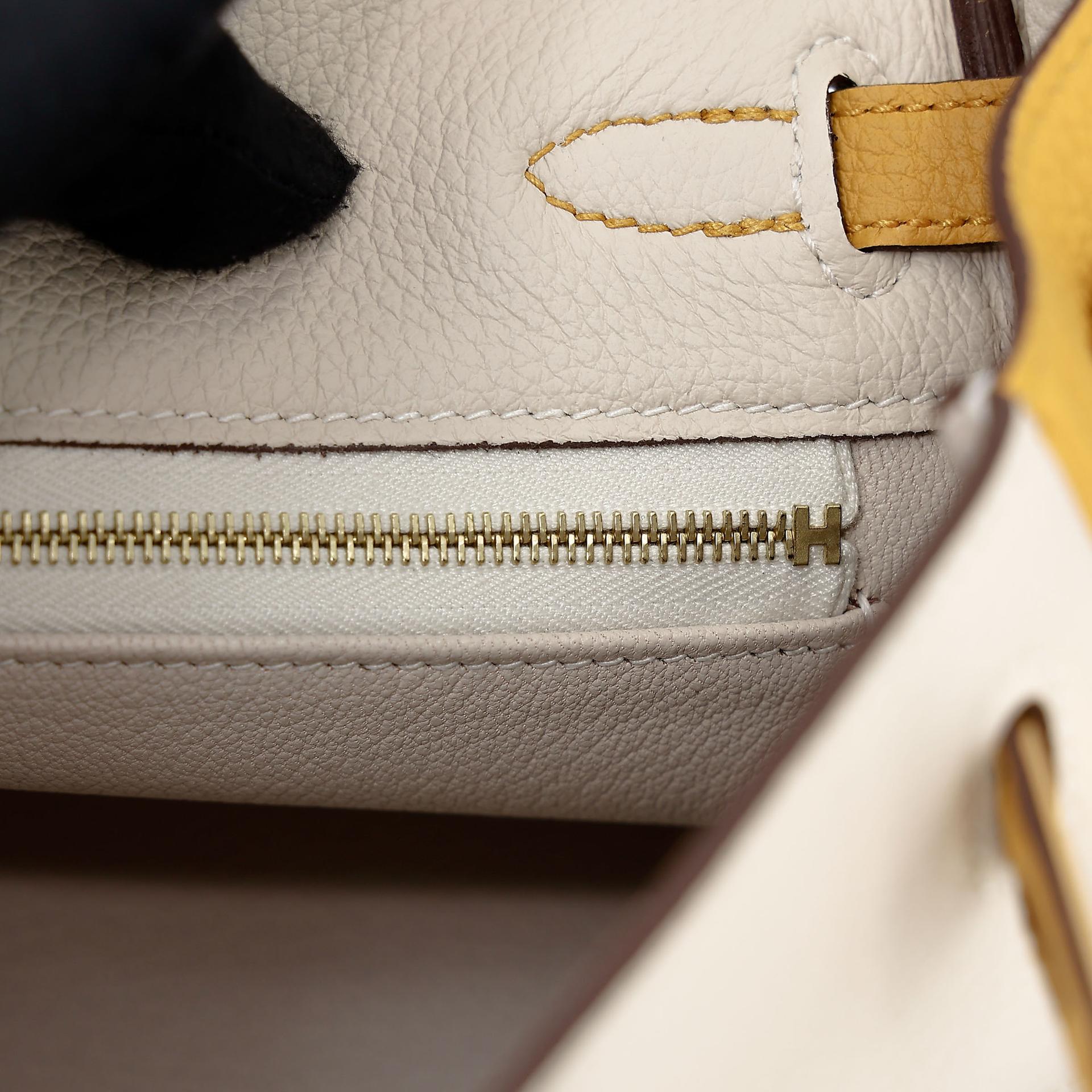Excellent ( Rank SA ) HERMÈS Special Order Kelly 25 HSS Craie (10) Jaune Ambre (9D) Togo Brushed Gold hardware Z (2021) - 25