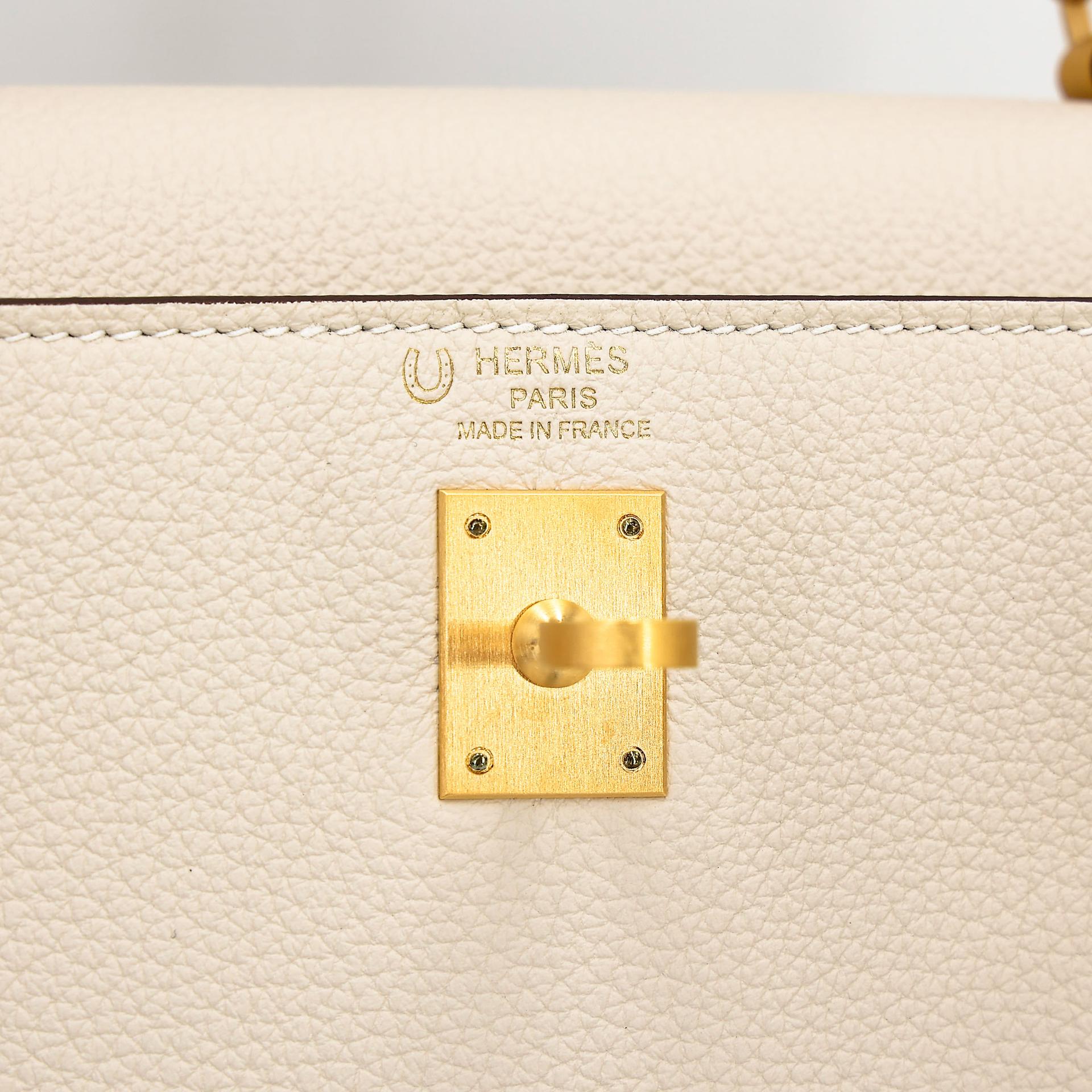 Excellent ( Rank SA ) HERMÈS Special Order Kelly 25 HSS Craie (10) Jaune Ambre (9D) Togo Brushed Gold hardware Z (2021) - 19