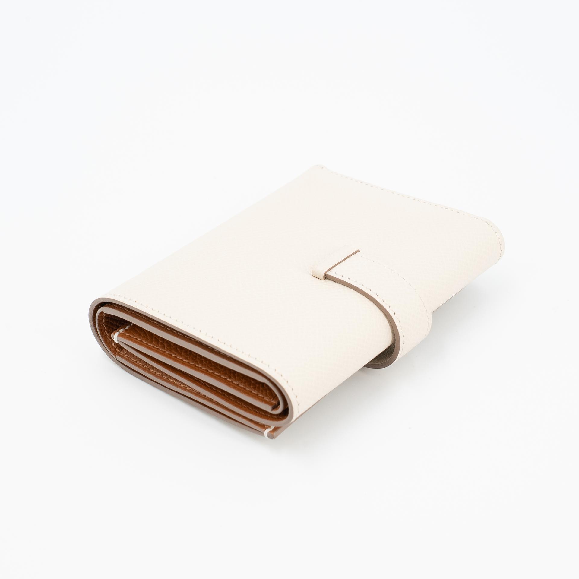 Excellent ( Rank SA ) HERMÈS Bearn Combine Tri-fold Wallet Craie (10) Epsom Gold hardware W (2024) - 7
