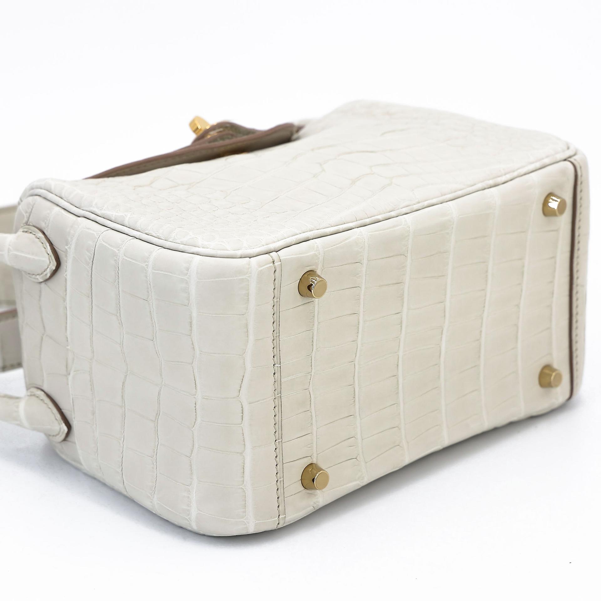 全新 HERMÈS 爱马仕 Mini Lindy 二代 8L 冰川白 Beton □ 短吻鳄 雾面 金扣 K刻 2025年 - 7