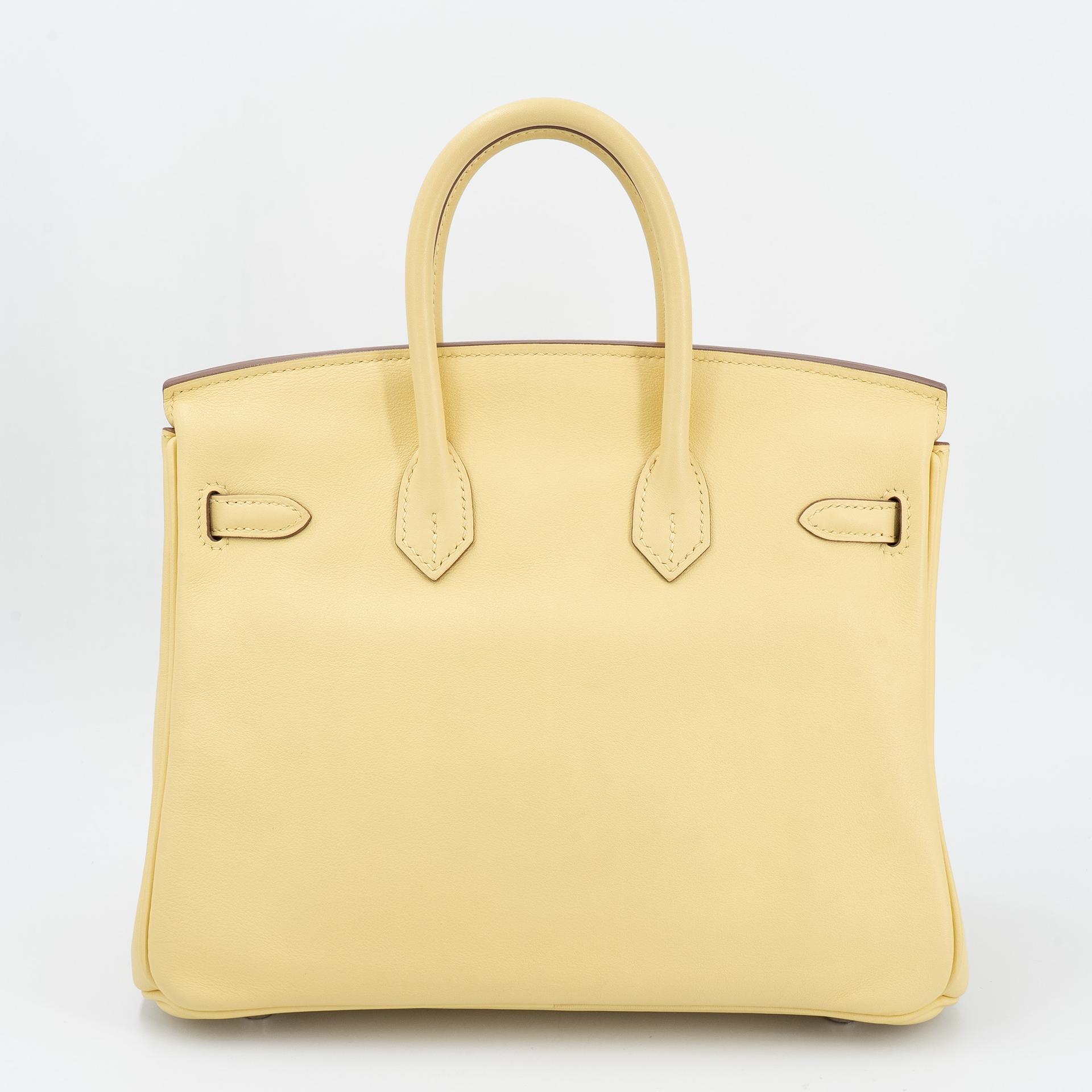 Excellent ( Rank SA ) HERMÈS Birkin 25 Jaune Poussin (1Z) Swift Palladium hardware R (2014) - 2