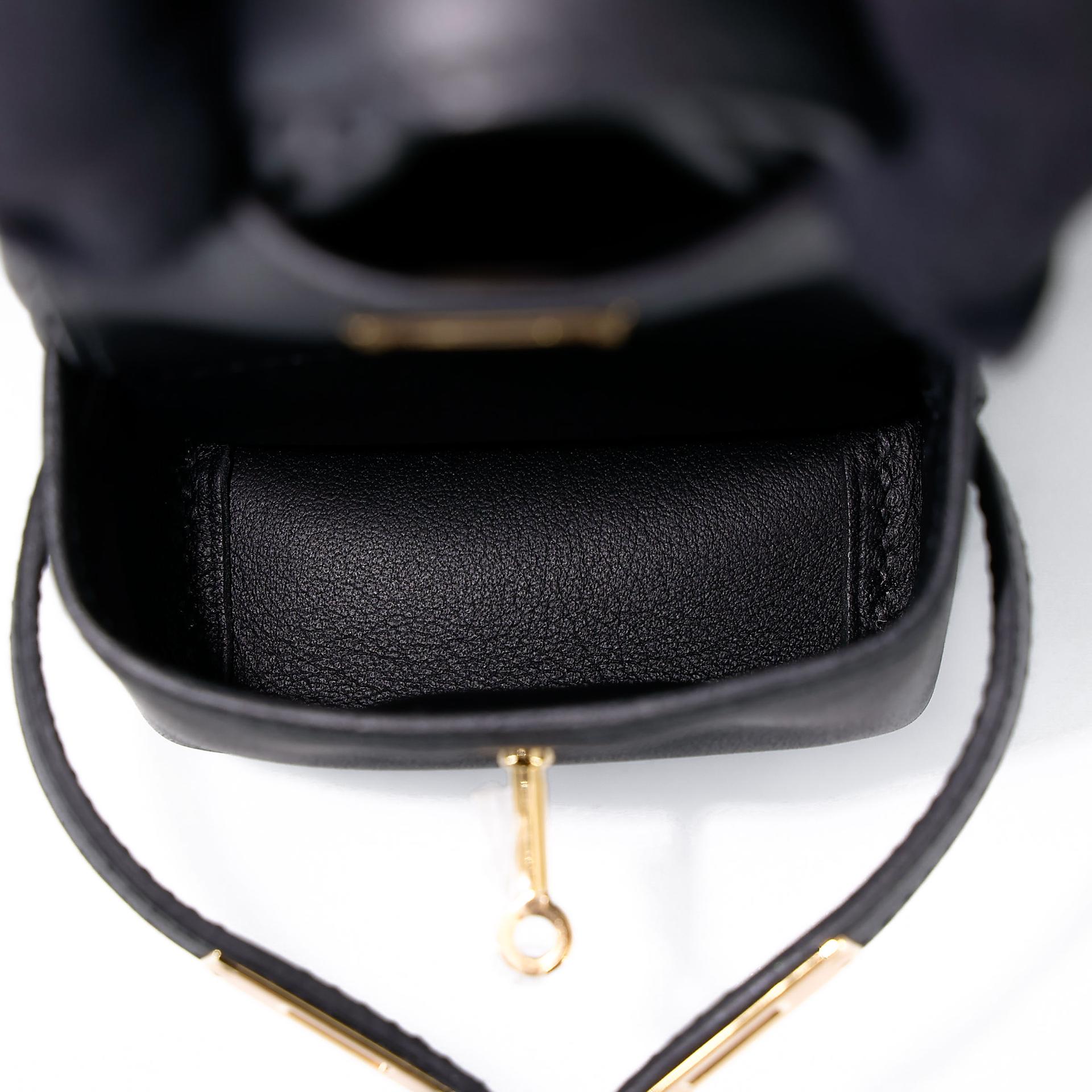 Brand New ( Rank N ) HERMÈS Kelly Jump Noir (89) Swift Gold hardware W (2024) - 16