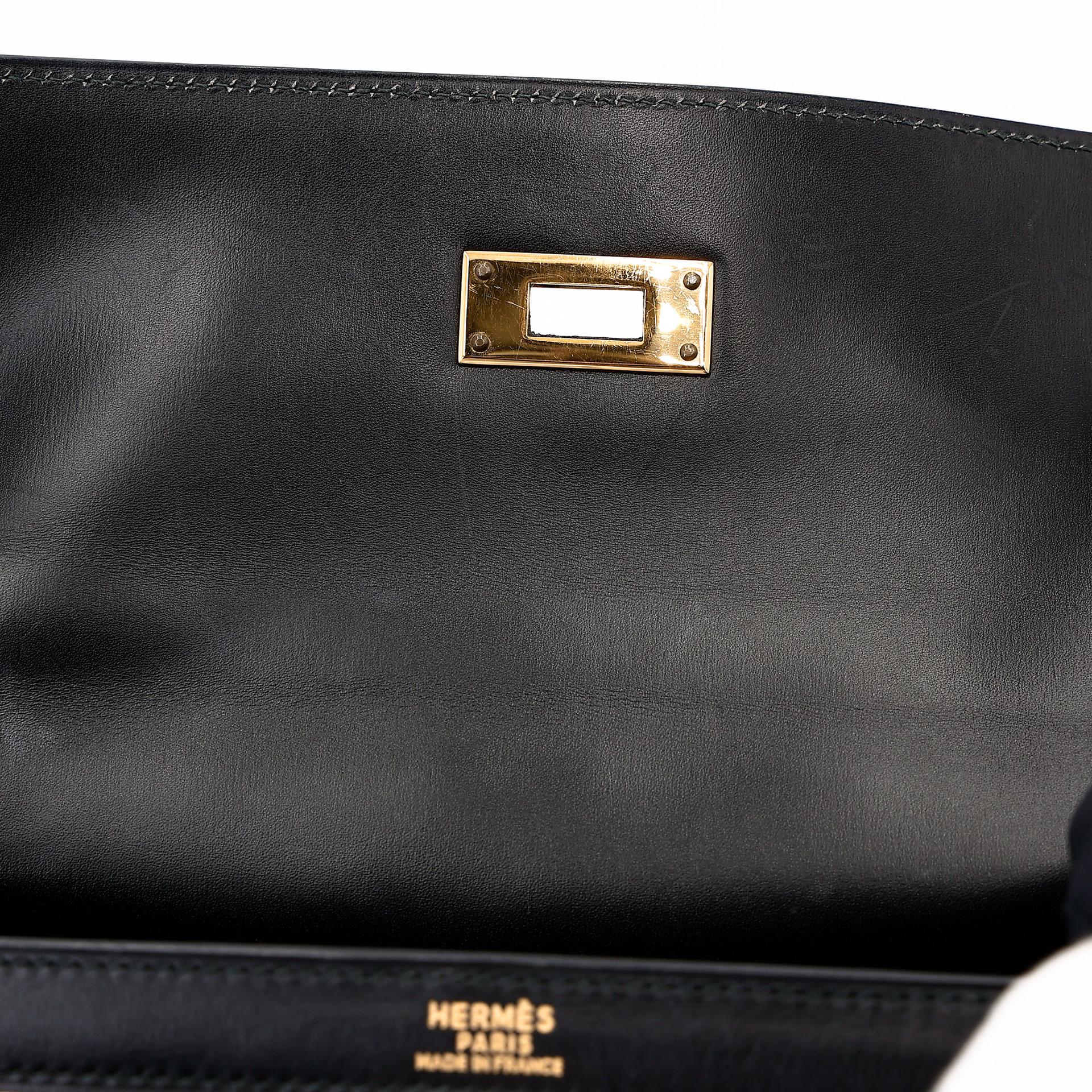 Very Good ( Rank A) HERMÈS Kelly 32 Sellier Noir (89) Toile H canvas Box-calf Gold hardware Circle Y (1995) - 35