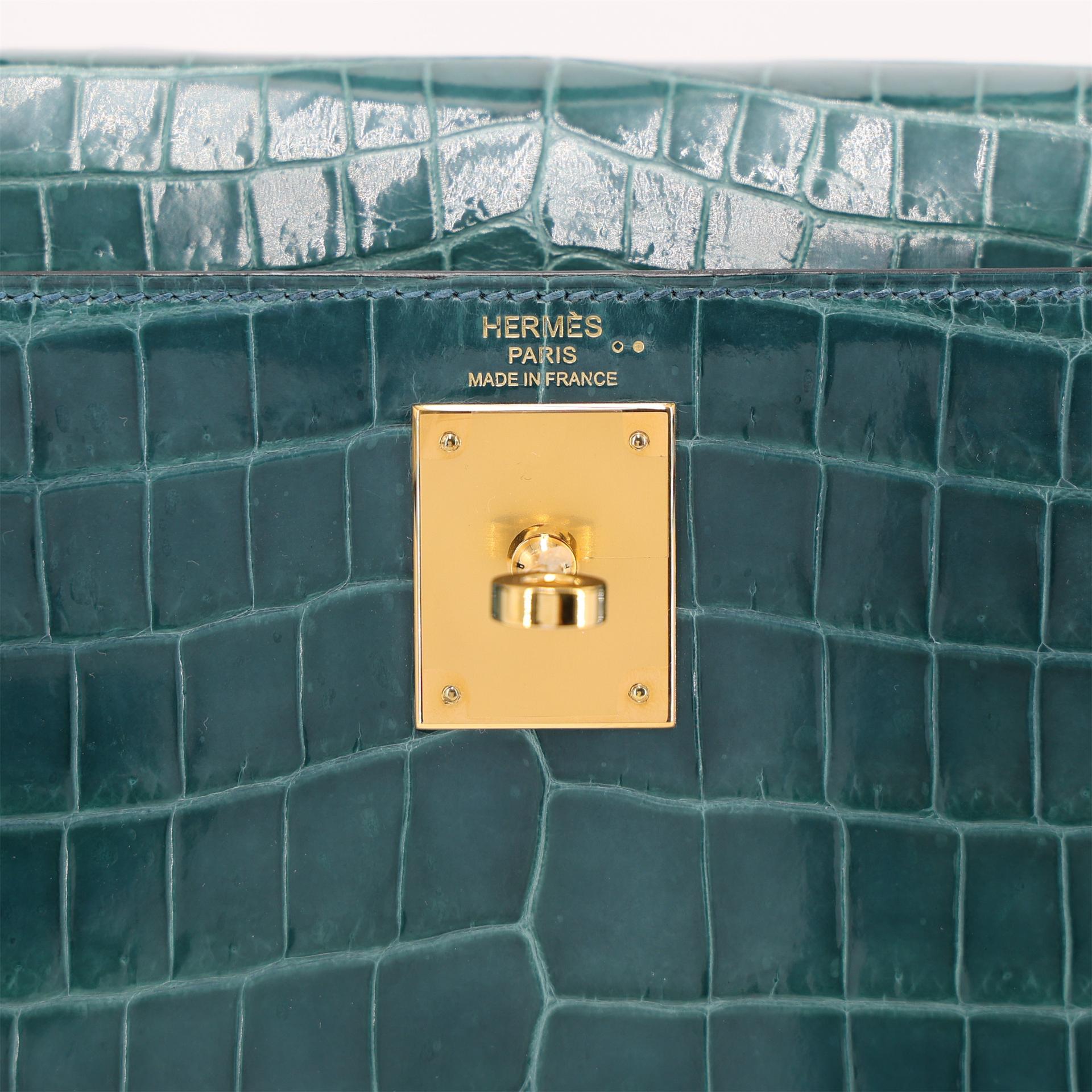 Excellent ( Rank SA ) HERMÈS Kelly 28 Sellier Colvert (1P) Shiny Niloticus Crocodile Gold hardware T (2015) - 12