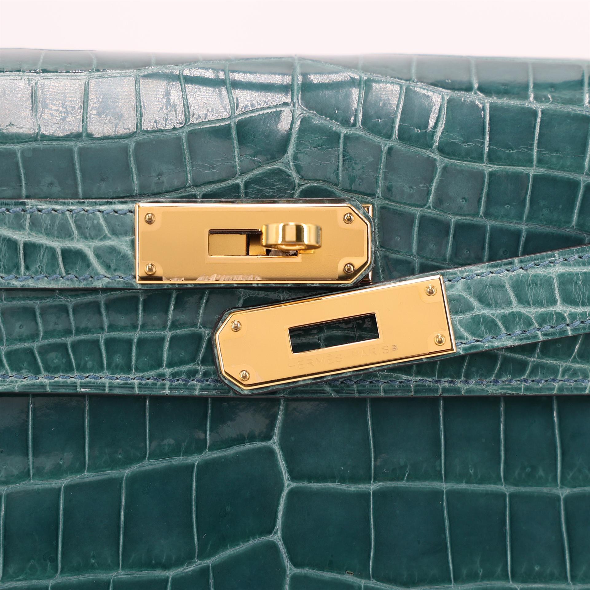 Excellent ( Rank SA ) HERMÈS Kelly 28 Sellier Colvert (1P) Shiny Niloticus Crocodile Gold hardware T (2015) - 10
