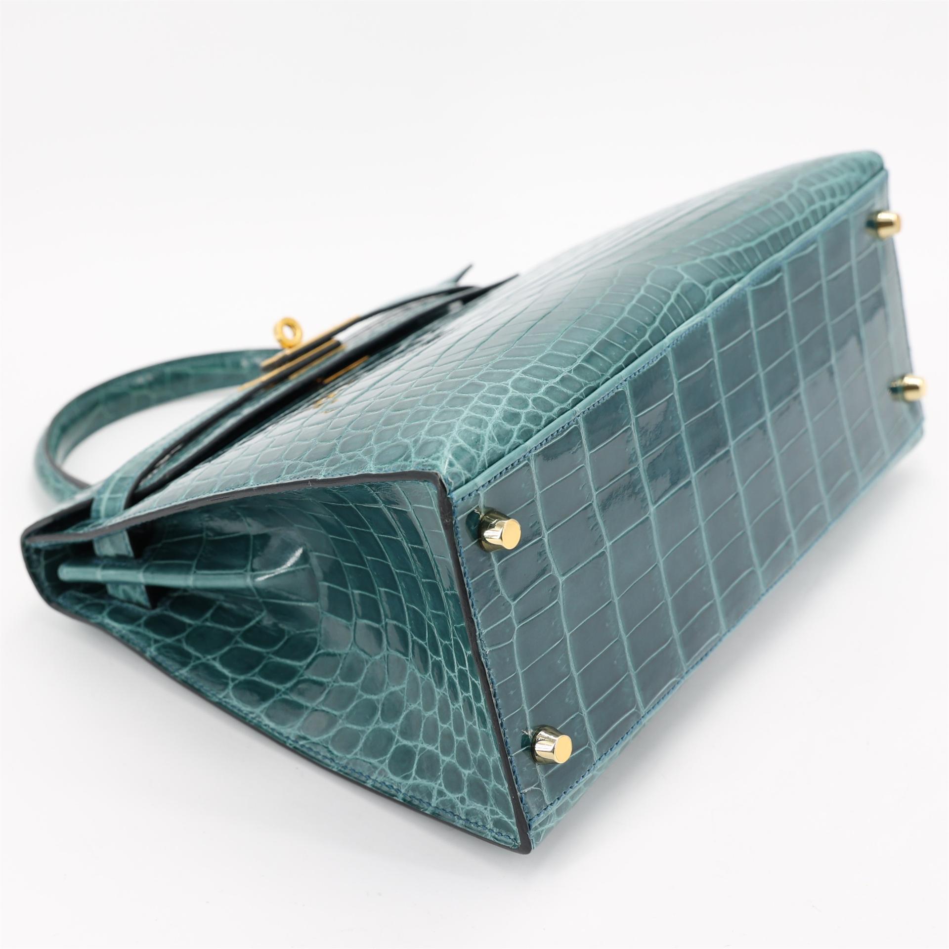 Excellent ( Rank SA ) HERMÈS Kelly 28 Sellier Colvert (1P) Shiny Niloticus Crocodile Gold hardware T (2015) - 6