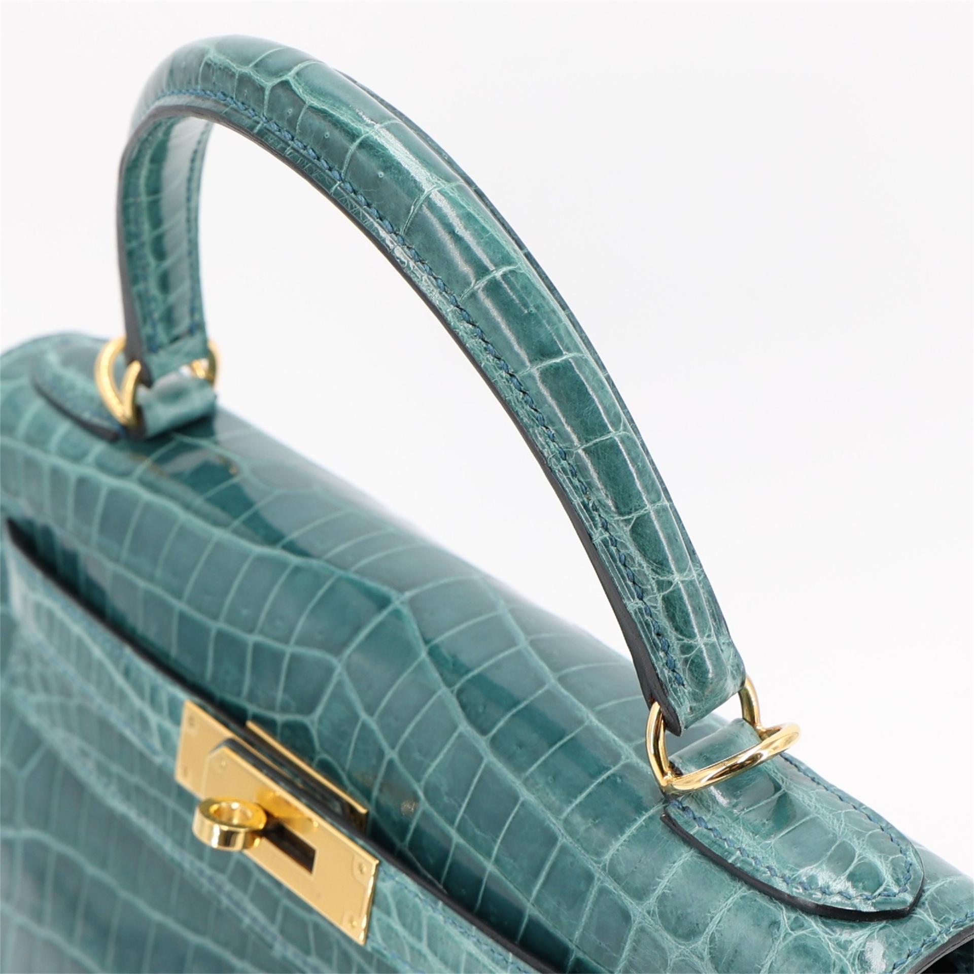Excellent ( Rank SA ) HERMÈS Kelly 28 Sellier Colvert (1P) Shiny Niloticus Crocodile Gold hardware T (2015) - 5