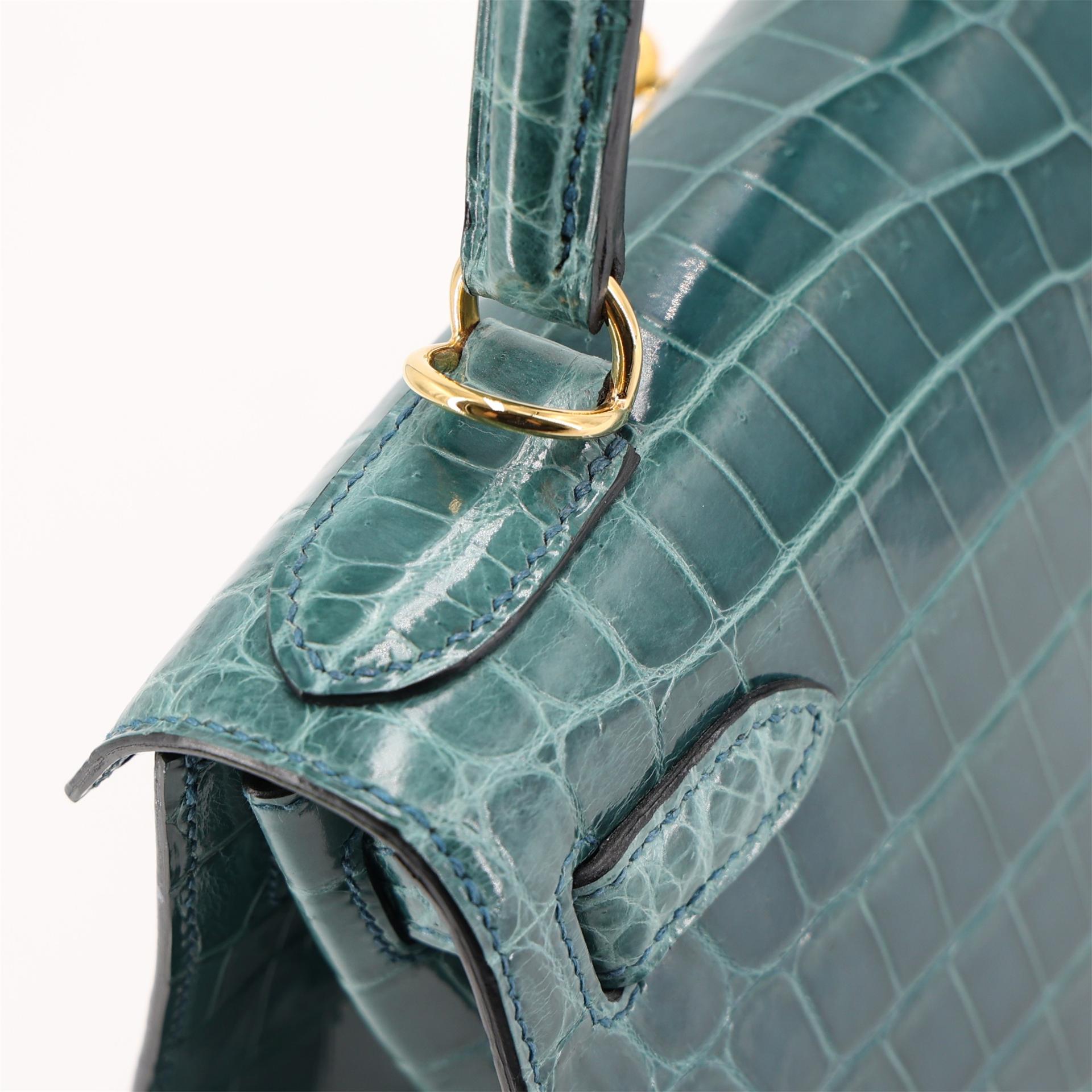 Excellent ( Rank SA ) HERMÈS Kelly 28 Sellier Colvert (1P) Shiny Niloticus Crocodile Gold hardware T (2015) - 19