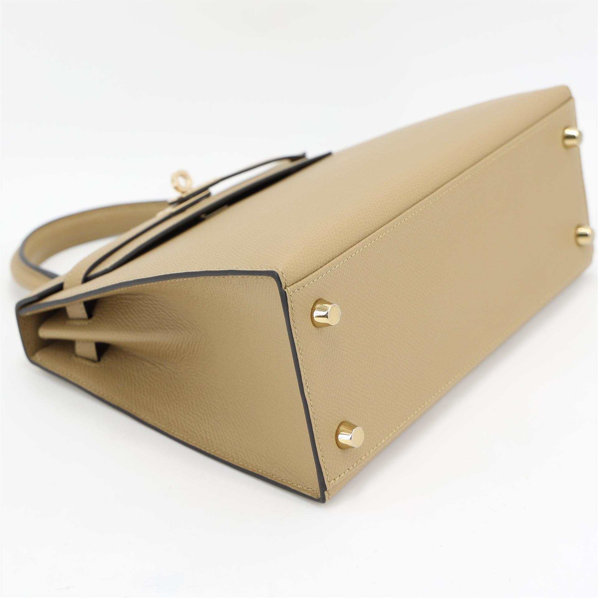 Brand New ( Rank N ) HERMÈS Kelly 25 Sellier Poussiere (1C) Epsom Permabrass hardware K (2025) - 6