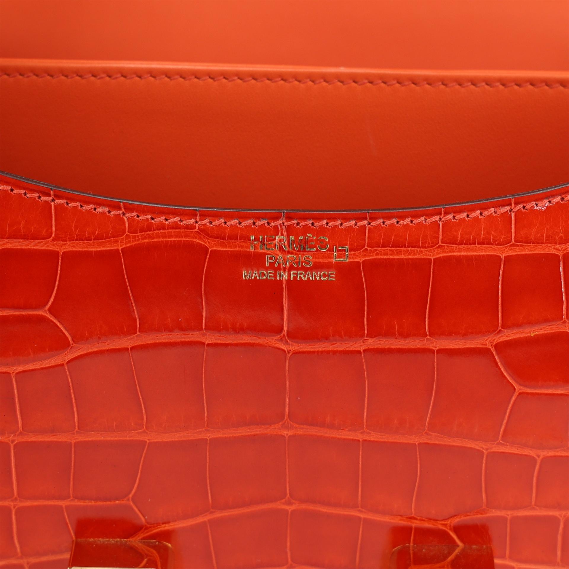 Very Good ( Rank A) HERMÈS Constance 24 Geranium (D5) Shiny Alligator Gold hardware X (2016) - 13