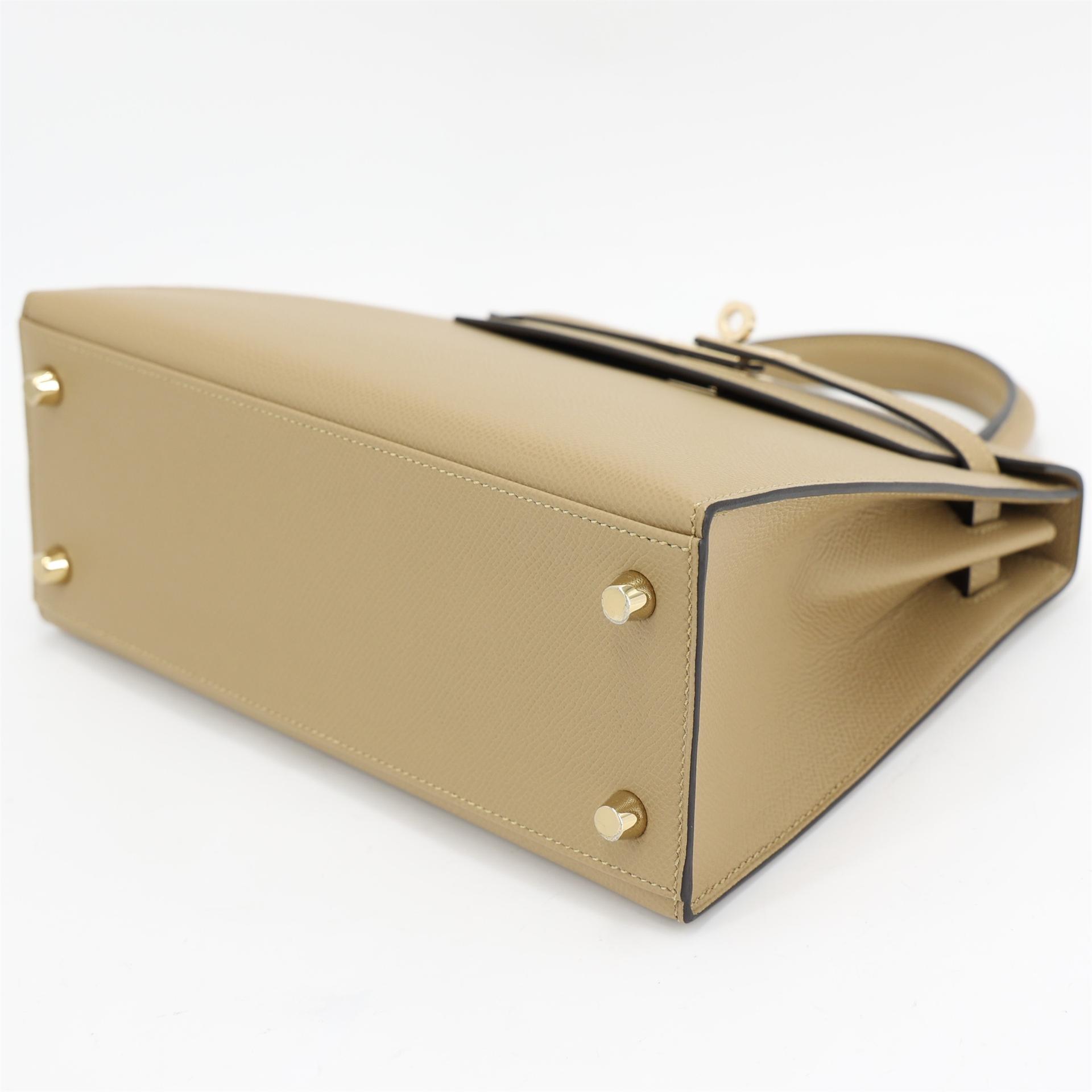 Brand New ( Rank N ) HERMÈS Kelly 25 Sellier Poussiere (1C) Epsom Permabrass hardware K (2025) - 7