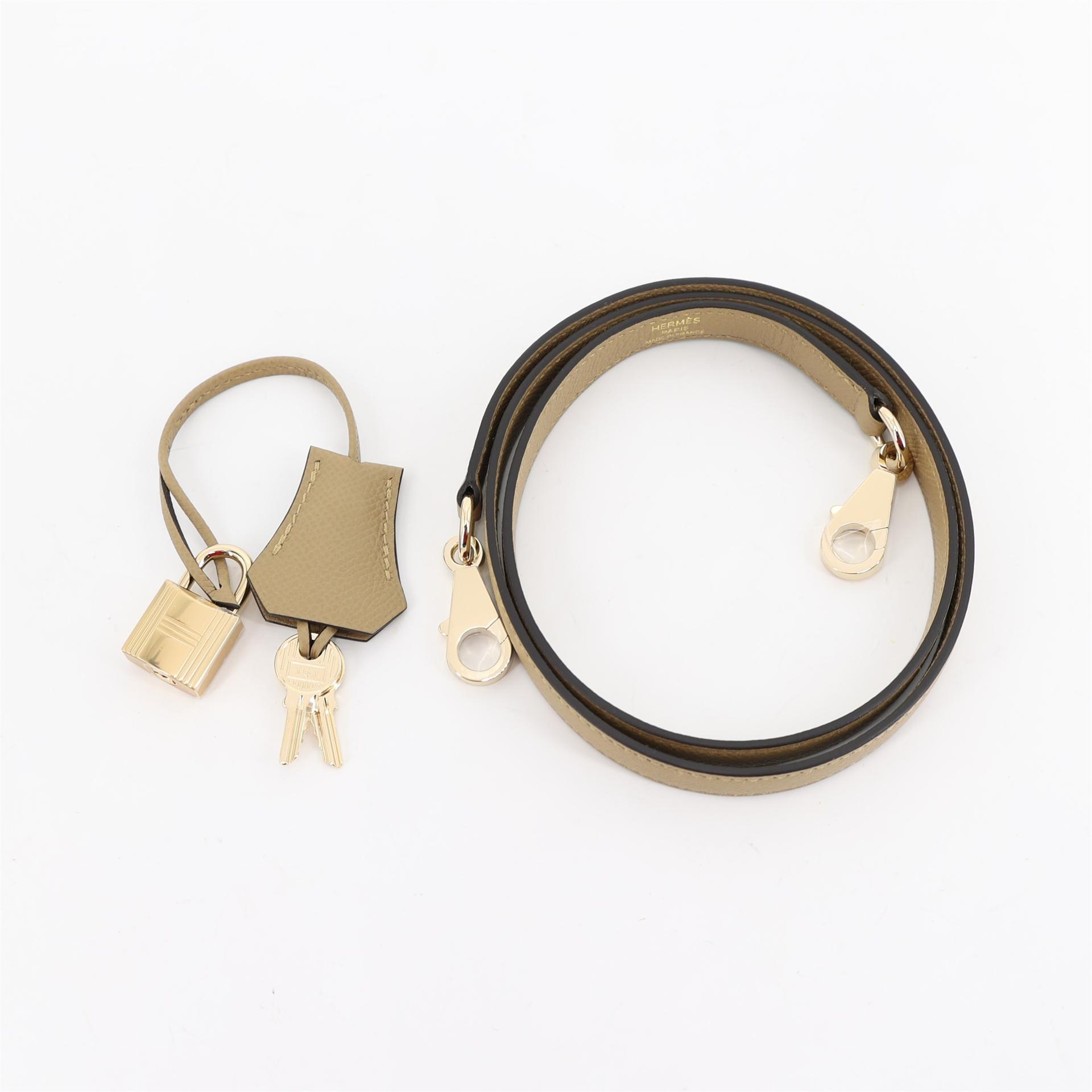 Brand New ( Rank N ) HERMÈS Kelly 25 Sellier Poussiere (1C) Epsom Permabrass hardware K (2025) - 19