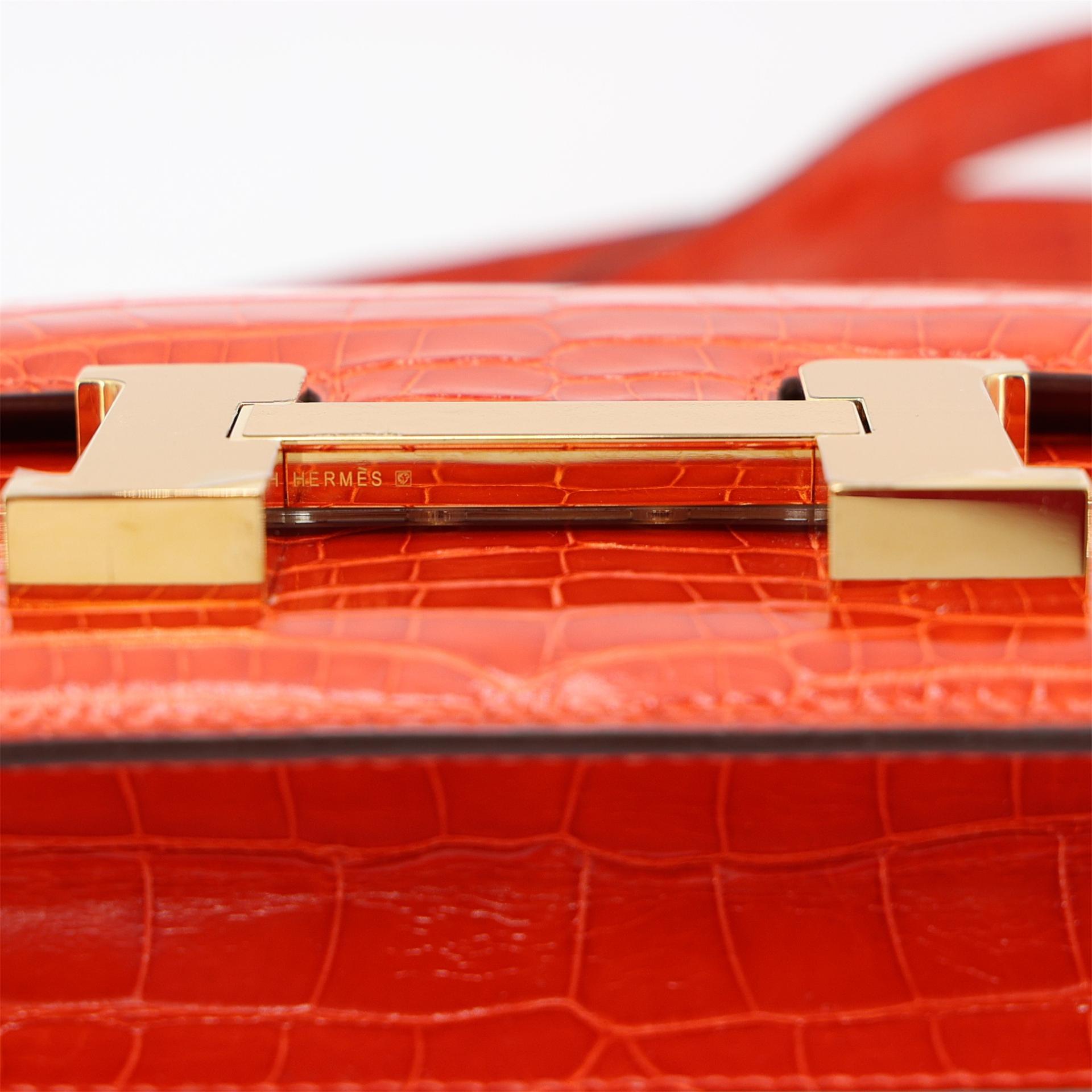 Very Good ( Rank A) HERMÈS Constance 24 Geranium (D5) Shiny Alligator Gold hardware X (2016) - 11
