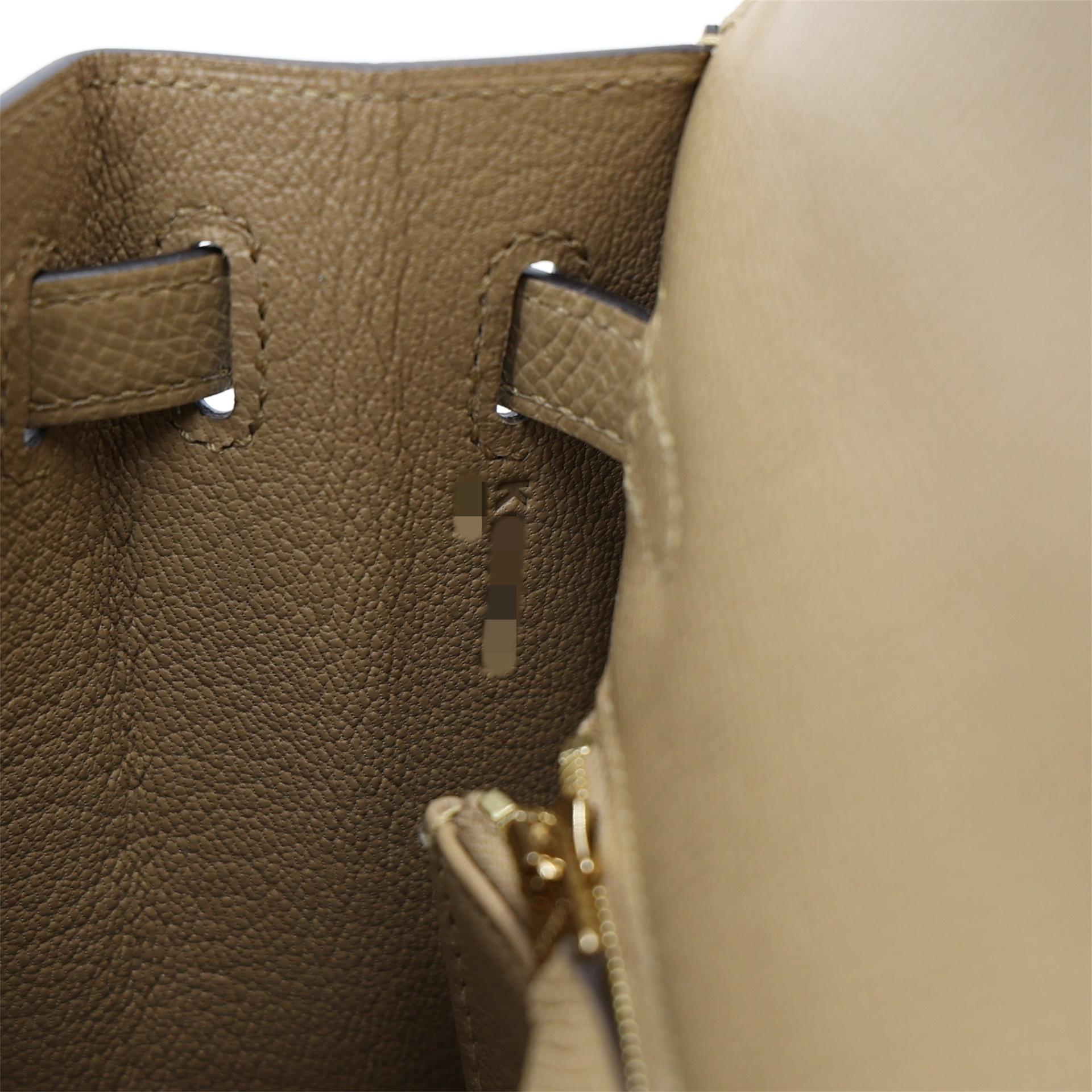 Brand New ( Rank N ) HERMÈS Kelly 25 Sellier Poussiere (1C) Epsom Permabrass hardware K (2025) - 18