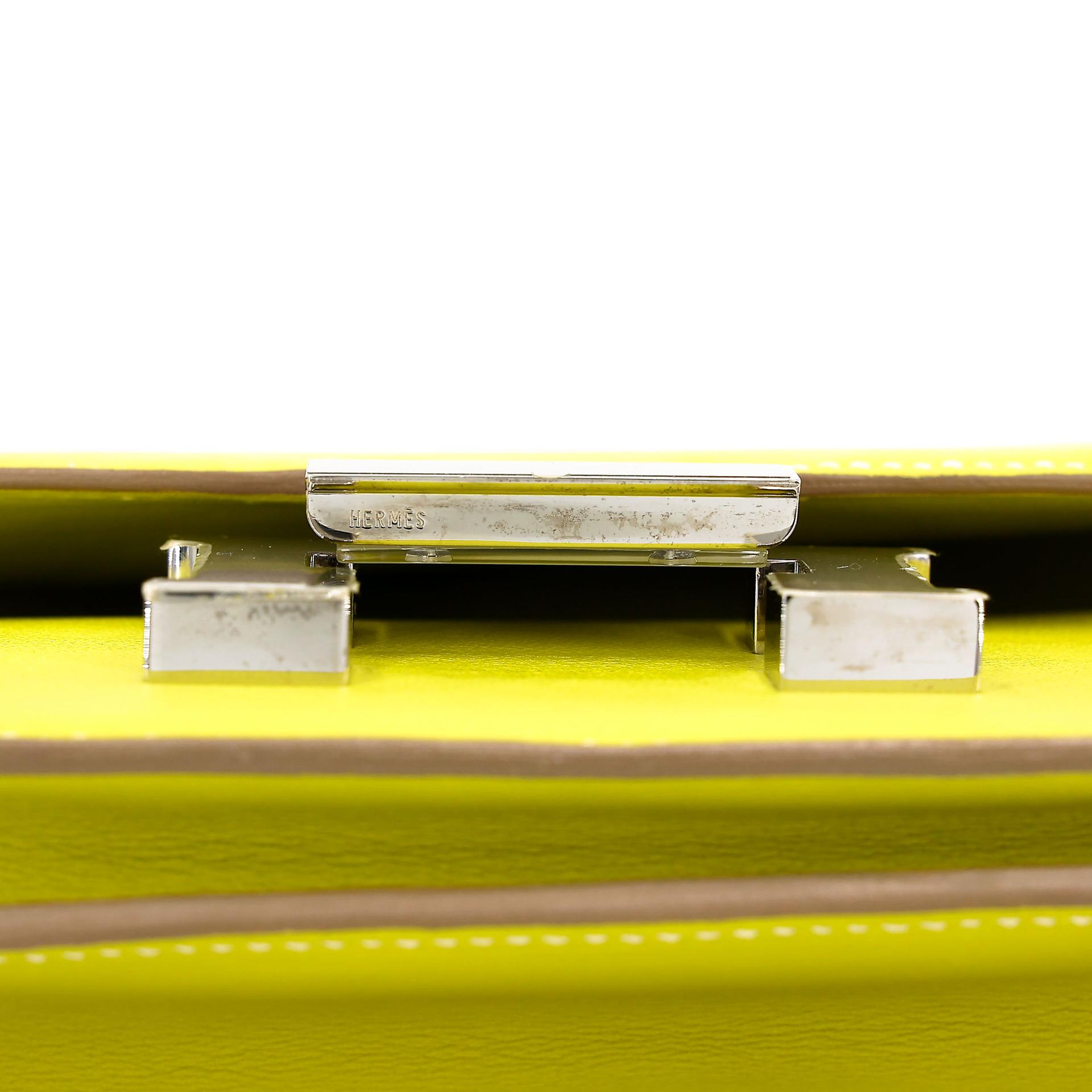 Excellent ( Rank SA ) HERMÈS Constance Elan Soufre (C9) Swift Palladium hardware Square Q (2013) - 12
