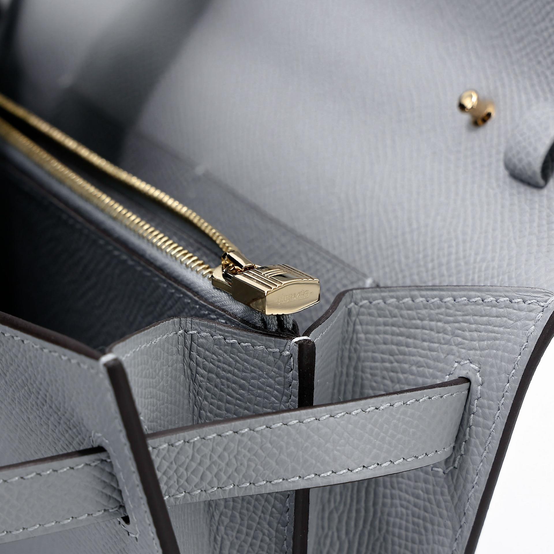 全新 HERMÈS 愛馬仕 Kelly To Go 錢包 P0 木偶灰 Gris Pantin Epsom皮 金扣 K刻 2025年 - 17