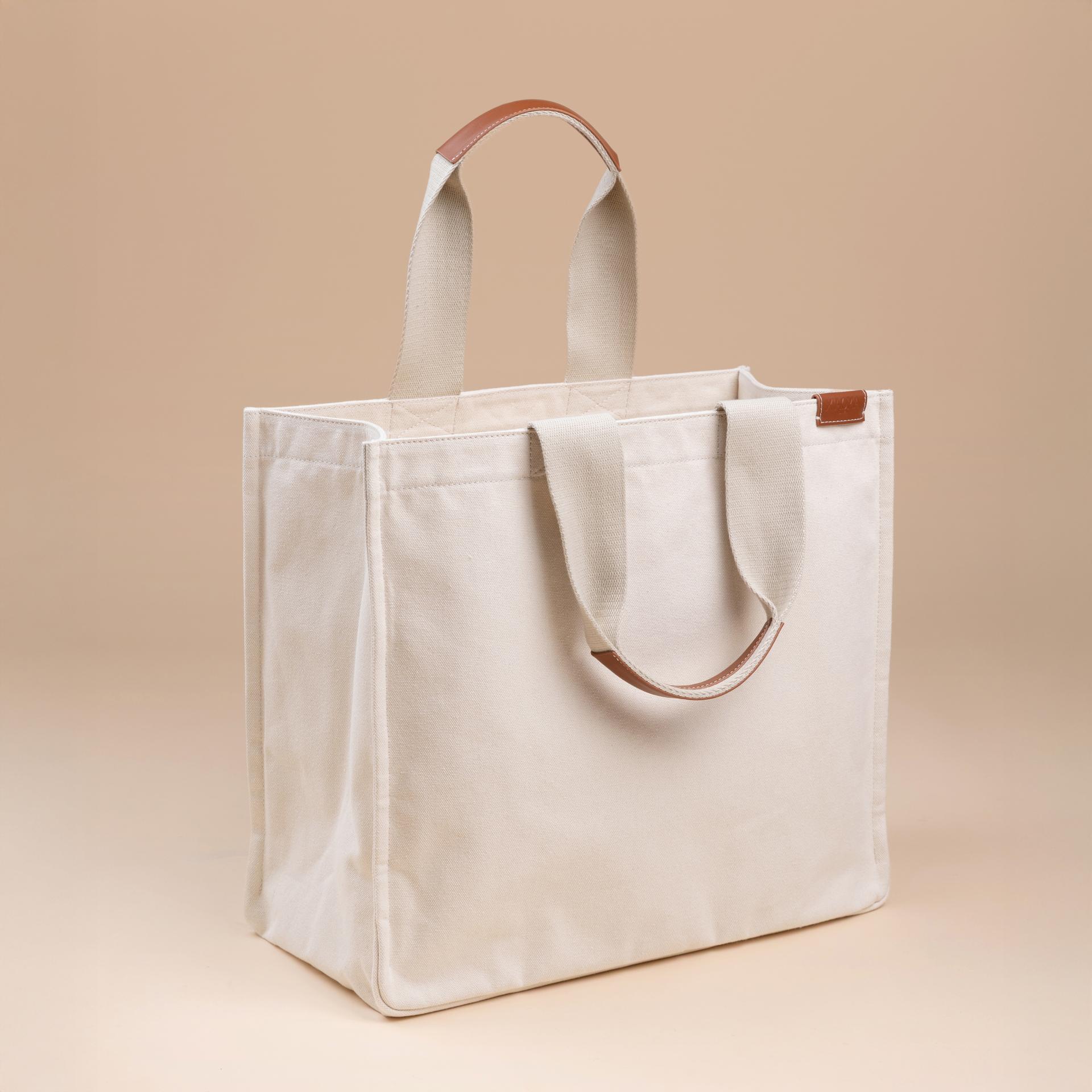 XIAOMA Travel Delight L Shopper Tote Beige