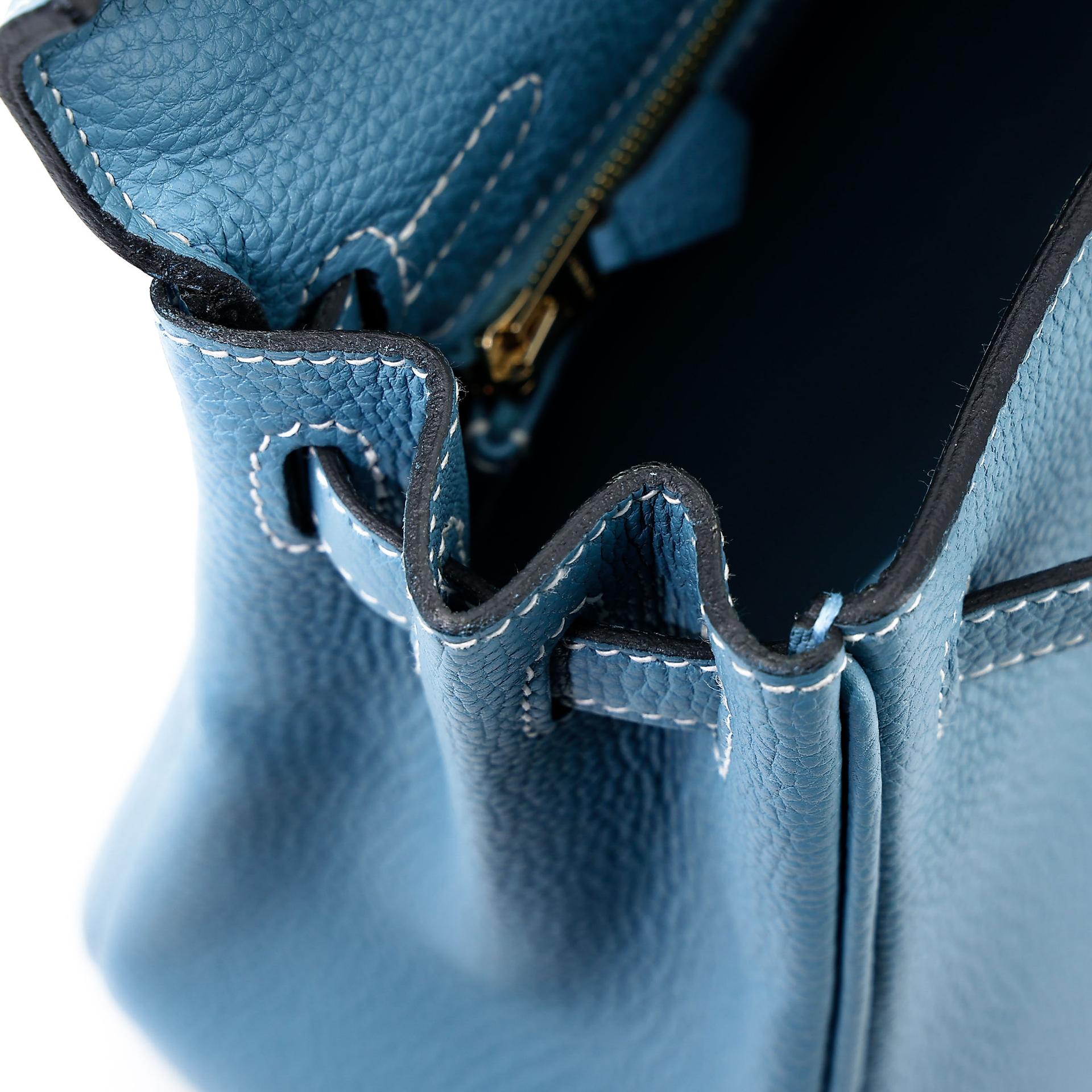 Very Good ( Rank A) HERMÈS Kelly 25 New Bleu Jean (D2) Togo Gold hardware B (2023) - 16