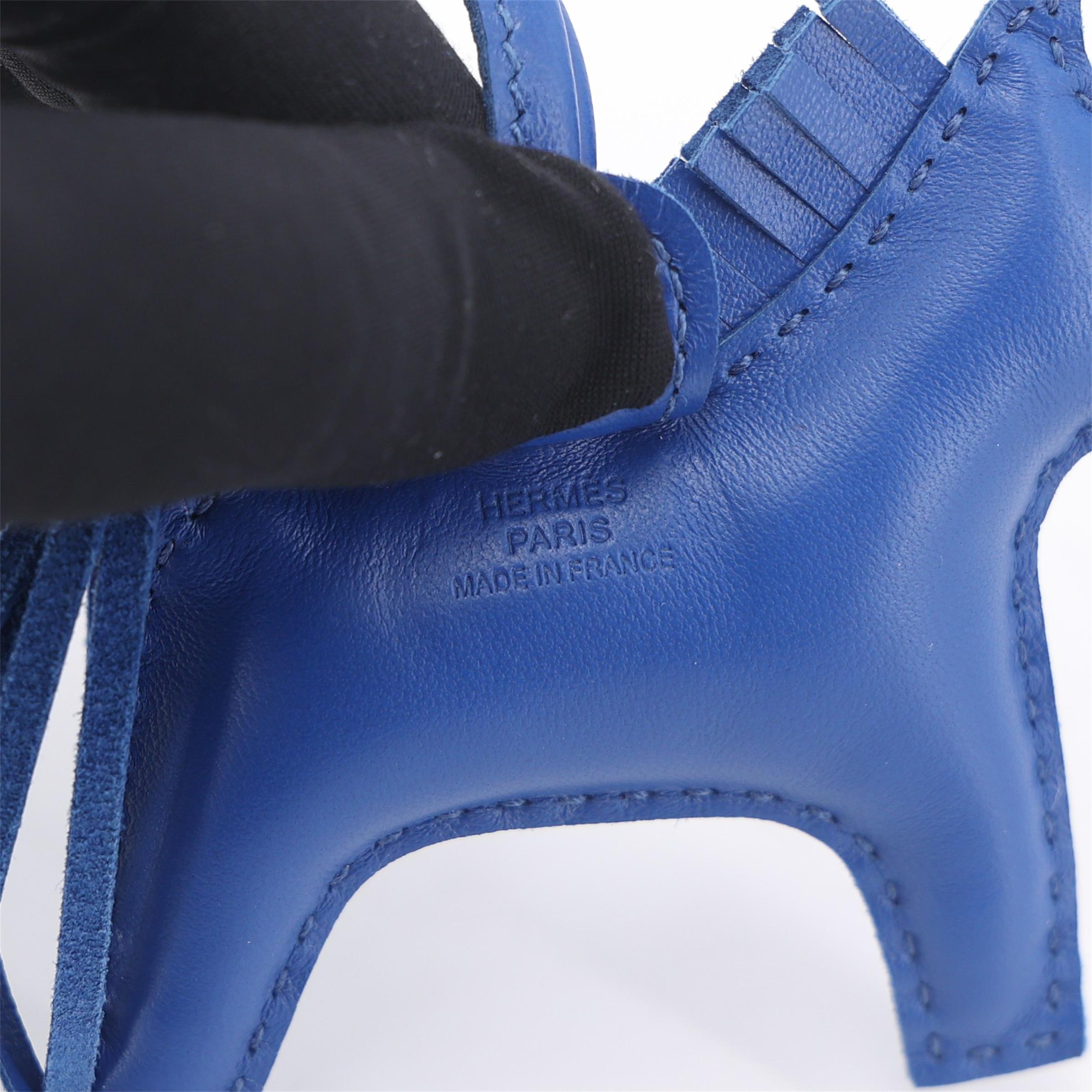 Very Good ( Rank A) HERMÈS Rodeo PM Bleu France (71) Agneau U (2022) - 4