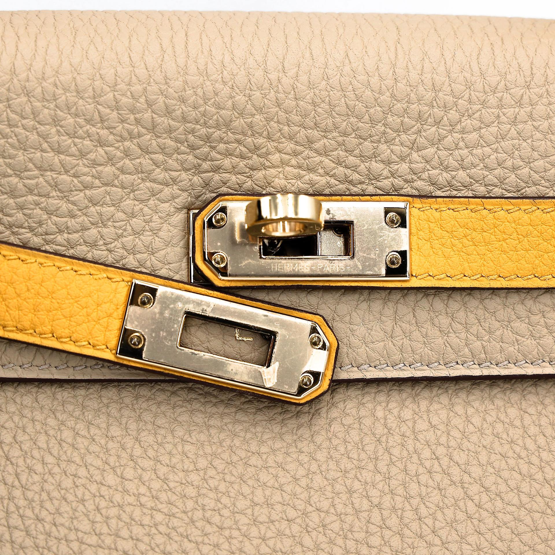 Excellent ( Rank SA ) HERMÈS Special Order Kelly 25 HSS Trench (S2) Jaune Ambre (9D) Togo Permabrass hardware D (2019) - 8