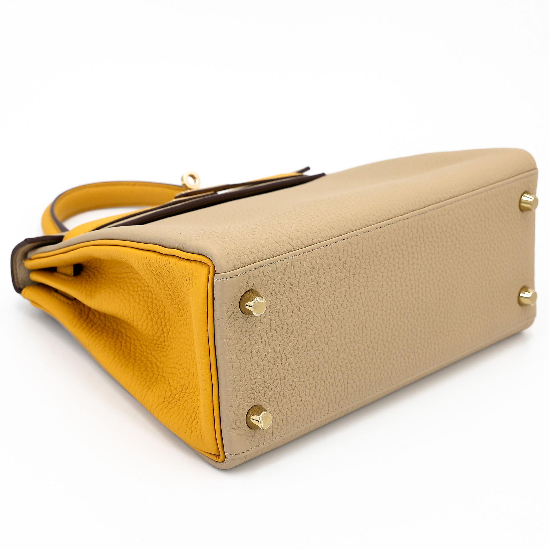 Excellent ( Rank SA ) HERMÈS Special Order Kelly 25 HSS Trench (S2) Jaune Ambre (9D) Togo Permabrass hardware D (2019) - 5