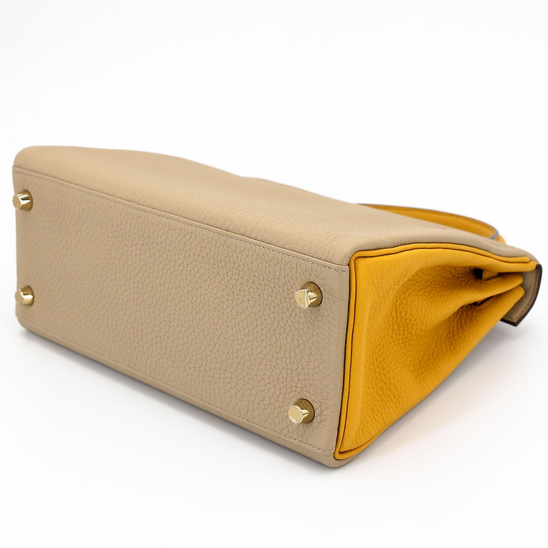 Excellent ( Rank SA ) HERMÈS Special Order Kelly 25 HSS Trench (S2) Jaune Ambre (9D) Togo Permabrass hardware D (2019) - 6