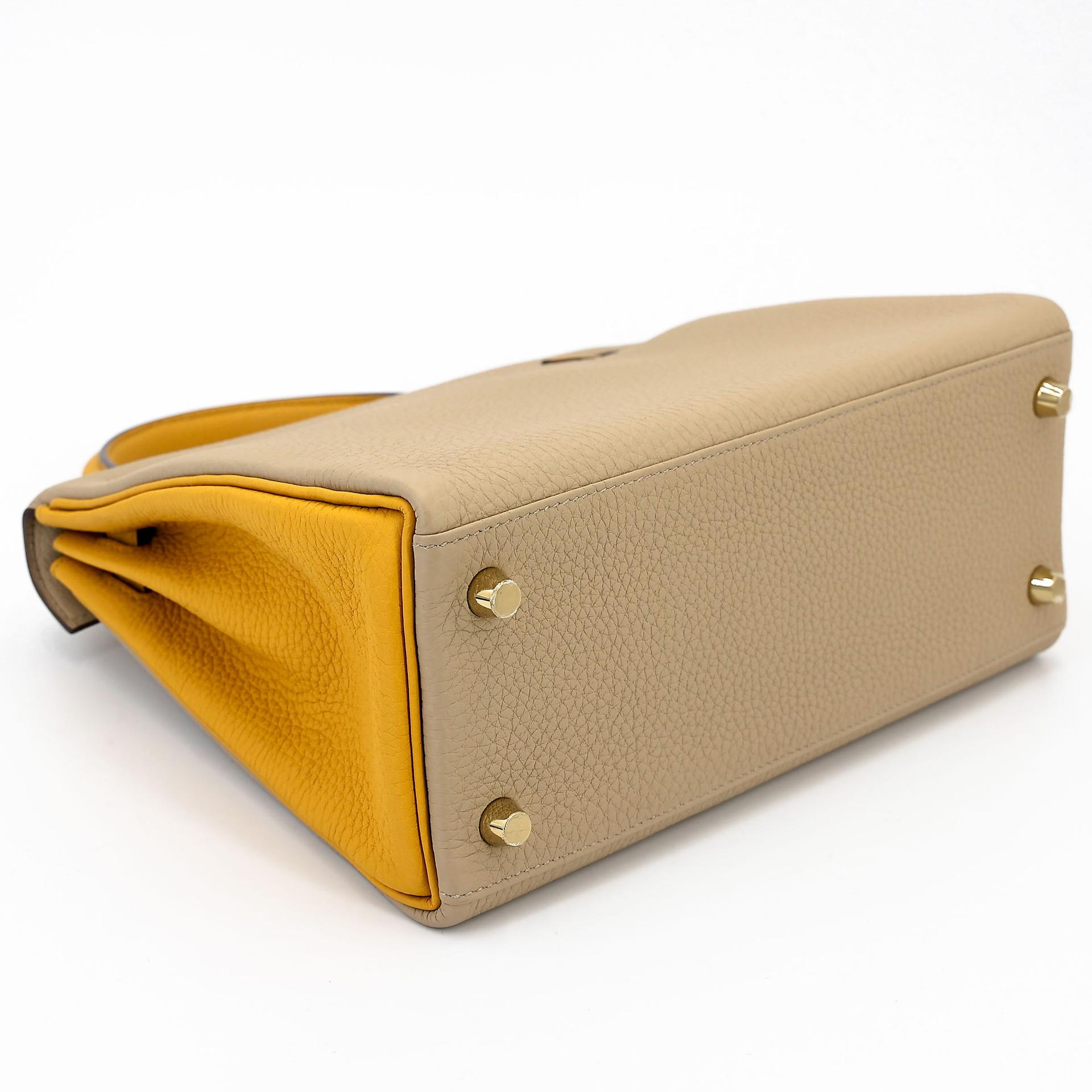 Excellent ( Rank SA ) HERMÈS Special Order Kelly 25 HSS Trench (S2) Jaune Ambre (9D) Togo Permabrass hardware D (2019) - 7