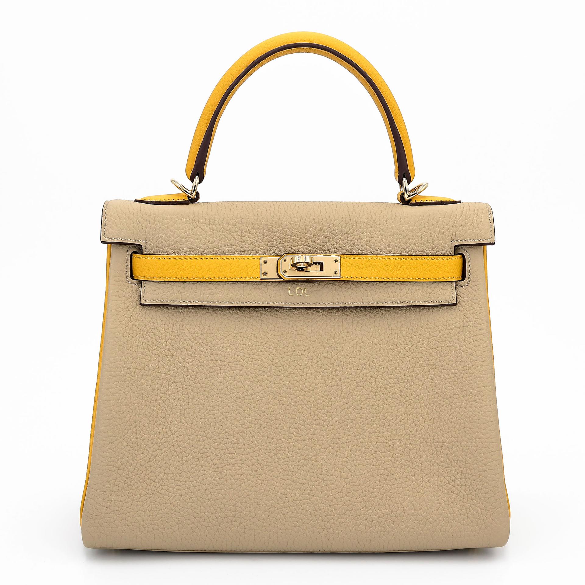 Excellent ( Rank SA ) HERMÈS Special Order Kelly 25 HSS Trench (S2) Jaune Ambre (9D) Togo Permabrass hardware D (2019) - 1