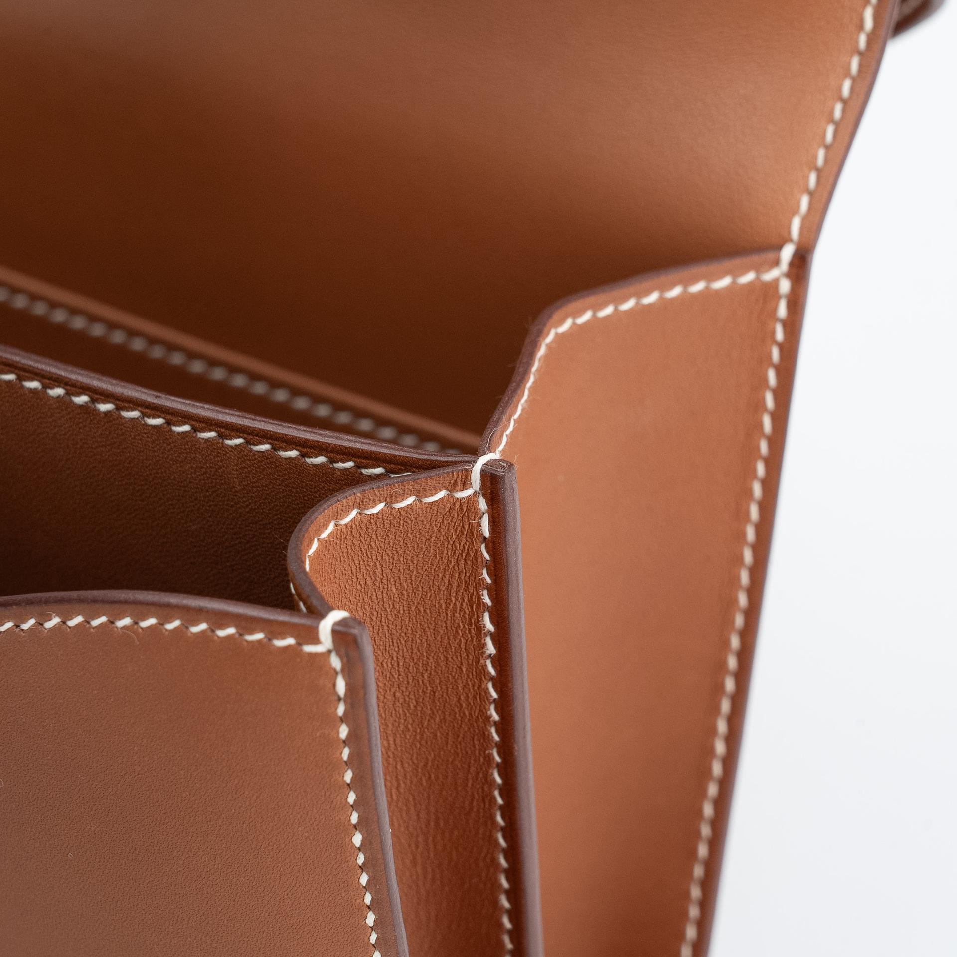 Very Good ( Rank A) HERMÈS Constance Mini Fauve (34) Barenia Palladium hardware C (2018) - 11