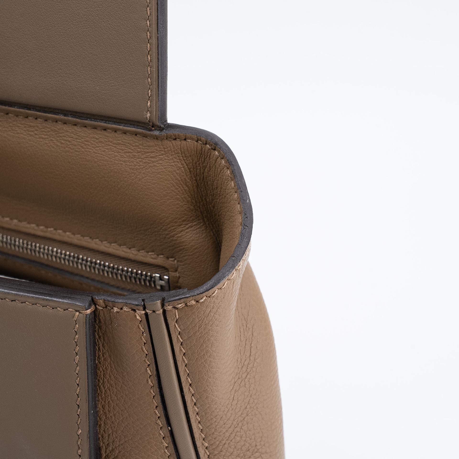 Very Good ( Rank A) HERMÈS 24/24 - 21 mini Beige Marfa (8Q) Etoupe (18) Evercolor Swift Palladium hardware Z (2021) - 11