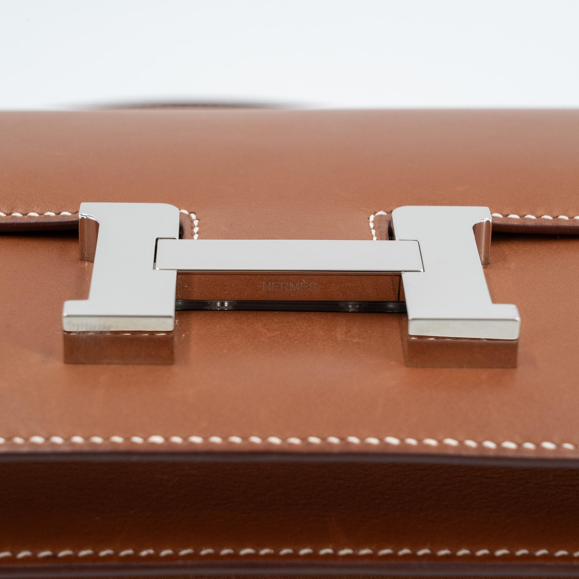 Very Good ( Rank A) HERMÈS Constance Mini Fauve (34) Barenia Palladium hardware C (2018) - 9