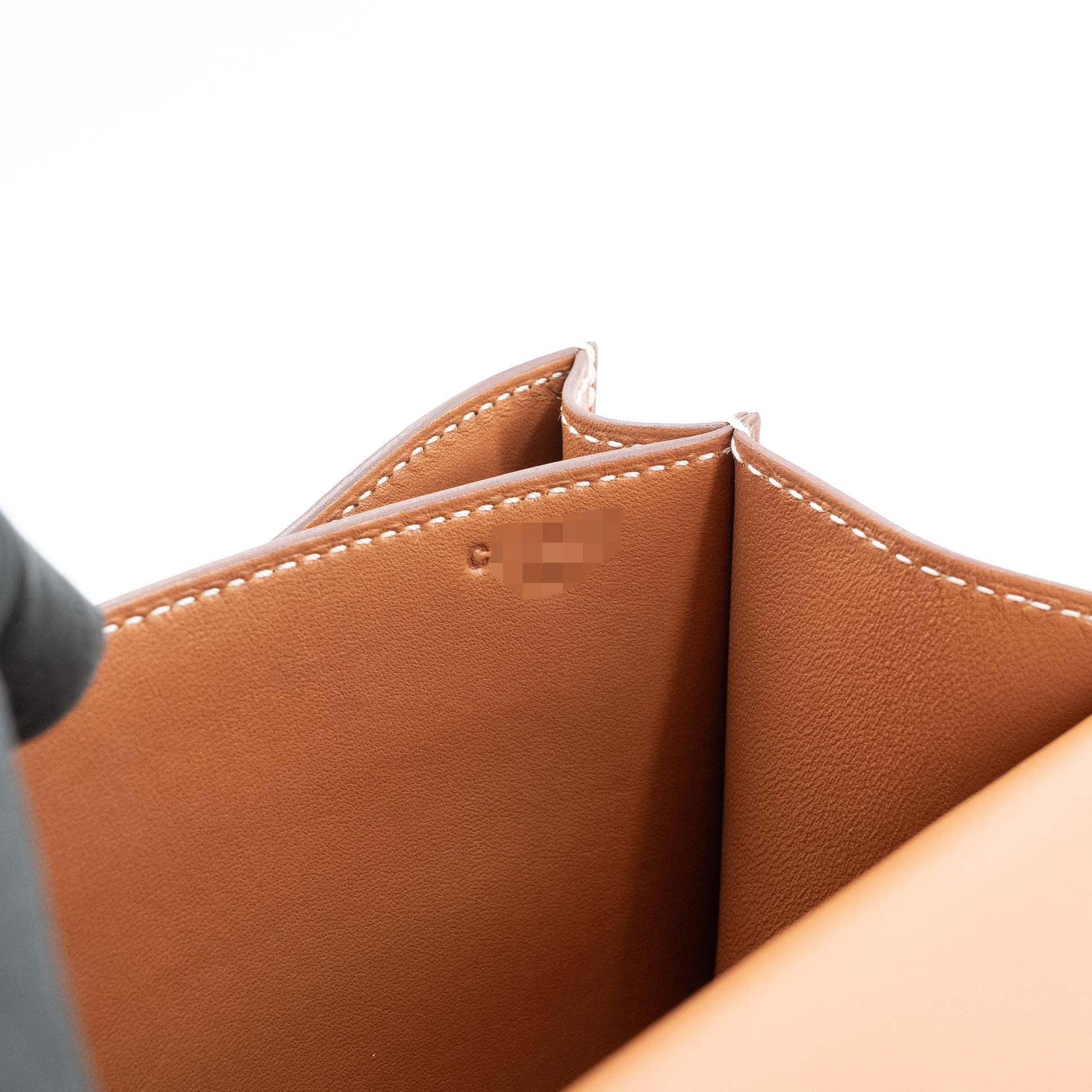 Very Good ( Rank A) HERMÈS Constance Mini Fauve (34) Barenia Palladium hardware C (2018) - 16