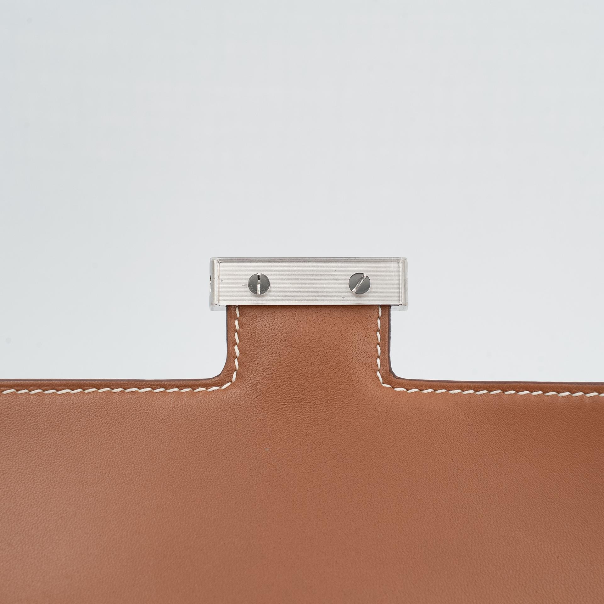 Very Good ( Rank A) HERMÈS Constance Mini Fauve (34) Barenia Palladium hardware C (2018) - 13