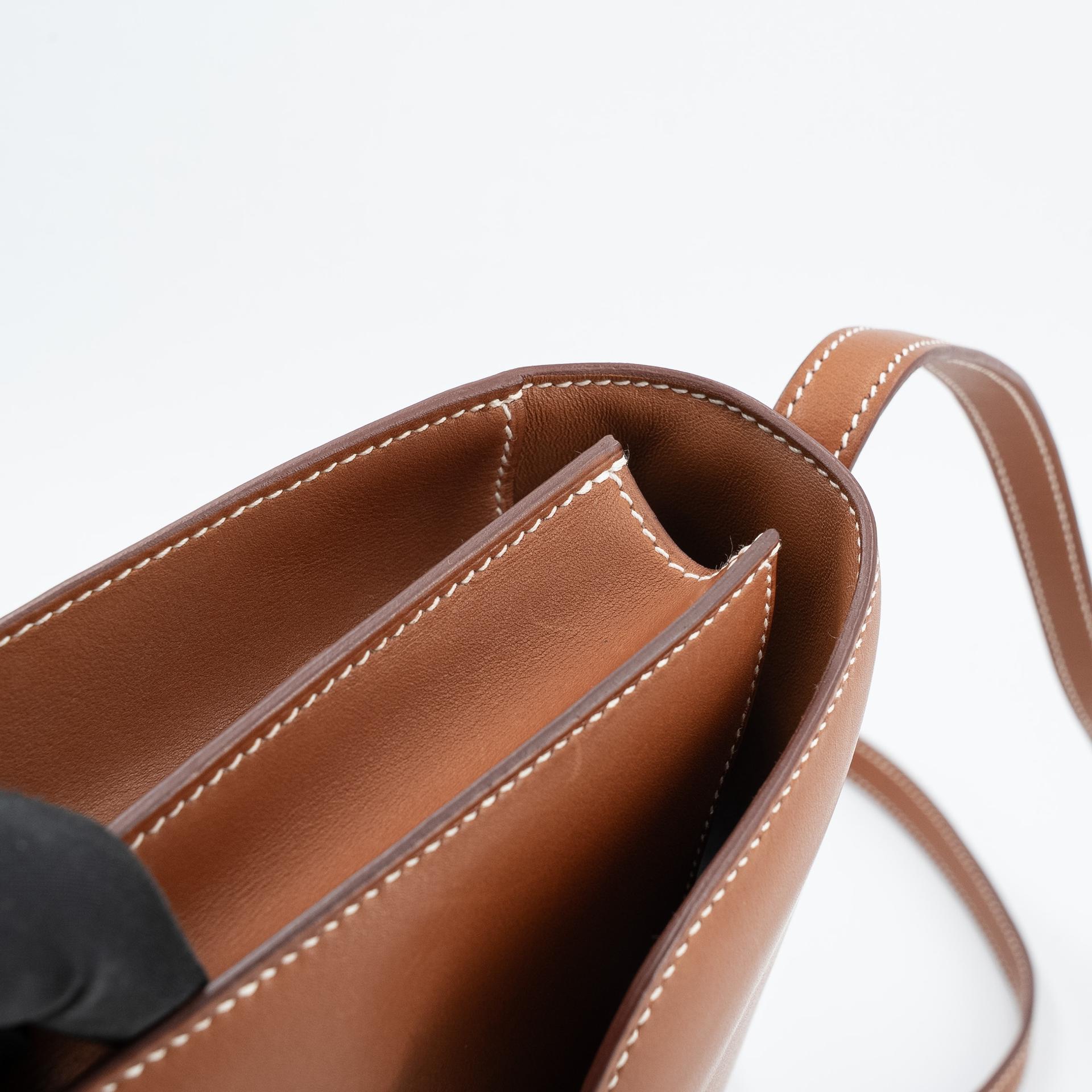 Very Good ( Rank A) HERMÈS Constance Mini Fauve (34) Barenia Palladium hardware C (2018) - 18