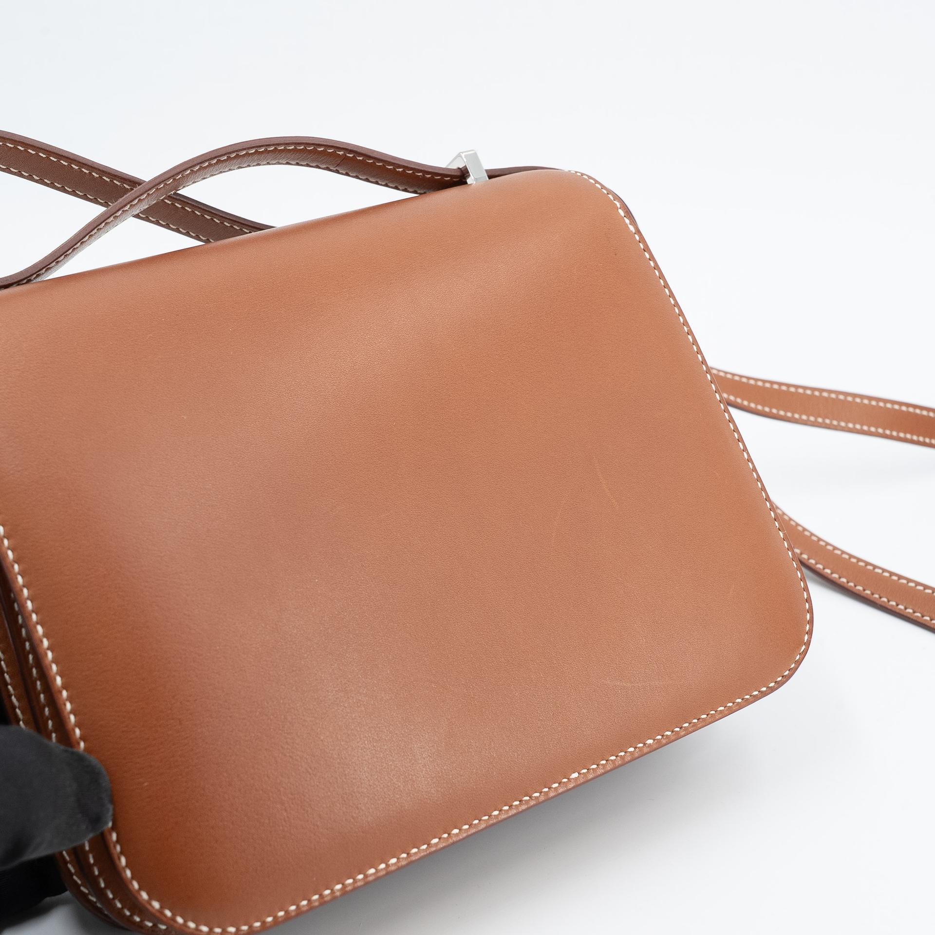 Very Good ( Rank A) HERMÈS Constance Mini Fauve (34) Barenia Palladium hardware C (2018) - 20