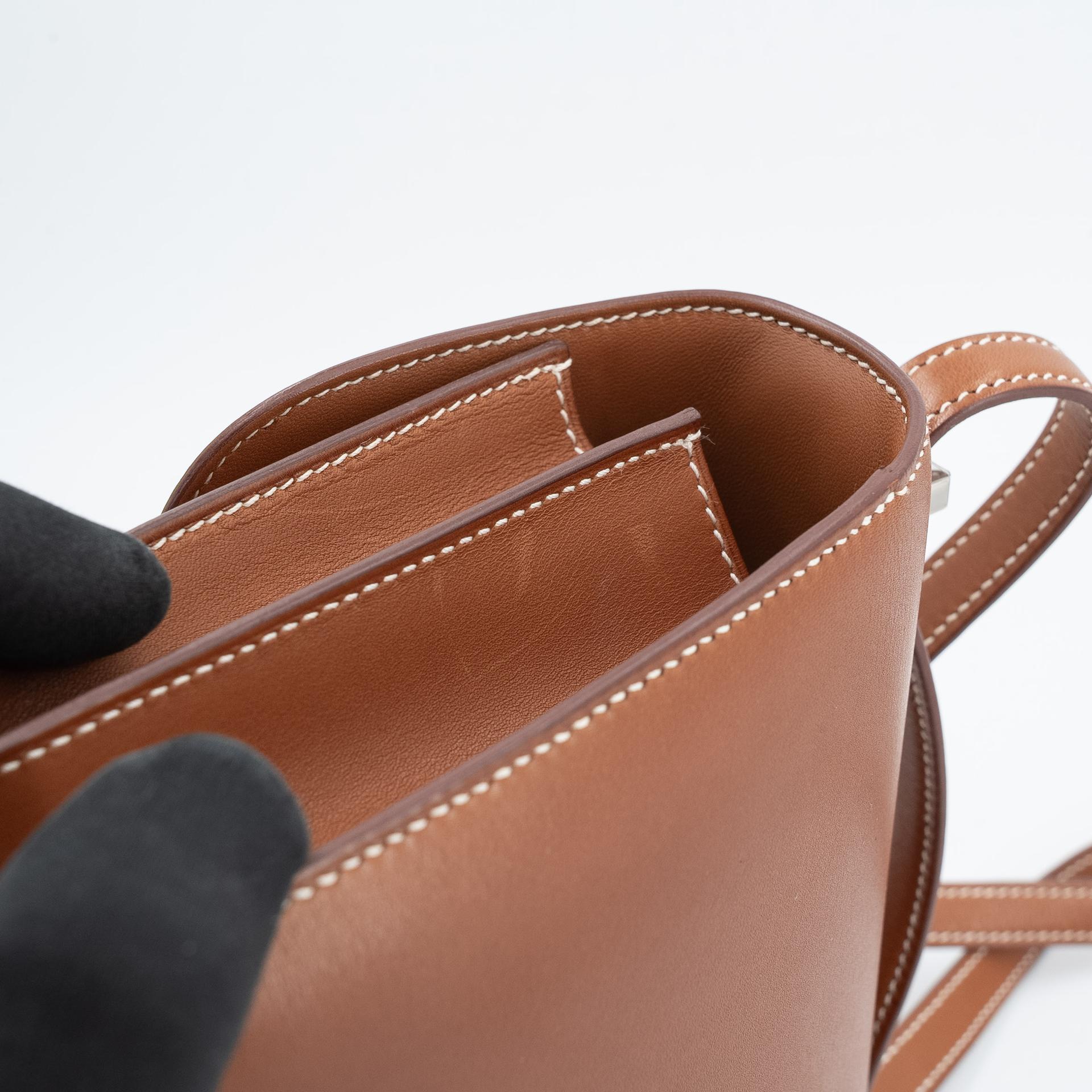 Very Good ( Rank A) HERMÈS Constance Mini Fauve (34) Barenia Palladium hardware C (2018) - 19
