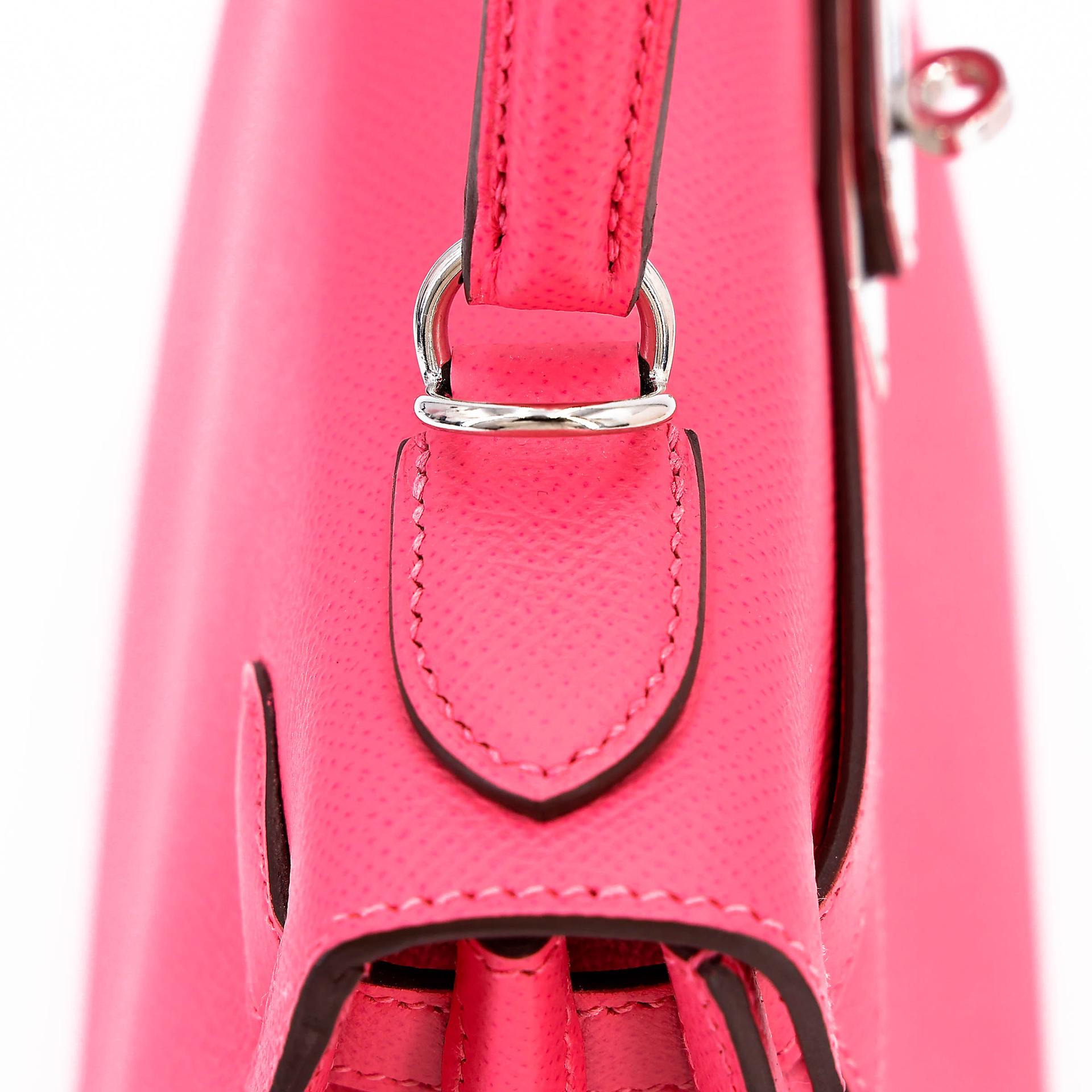 Very Good ( Rank A) HERMÈS Kelly 28 Sellier Rose Azalee (8W) Epsom Palladium hardware C (2018) - 8