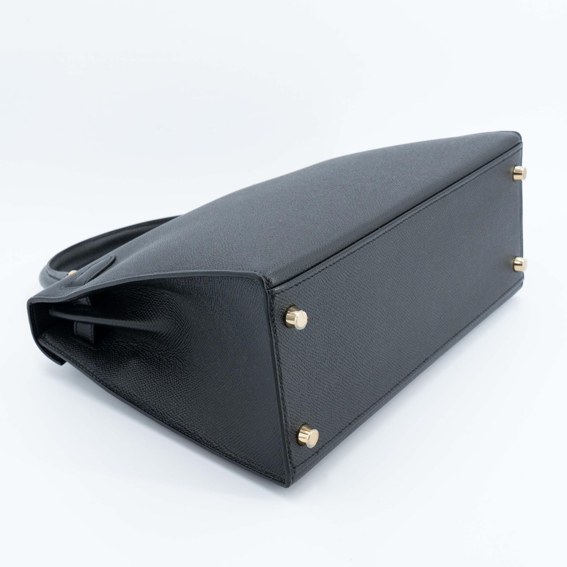 Unused ( Rank NS ) HERMÈS Kelly 28 Noir (89) Epsom Gold hardware Square R (2014) - 7