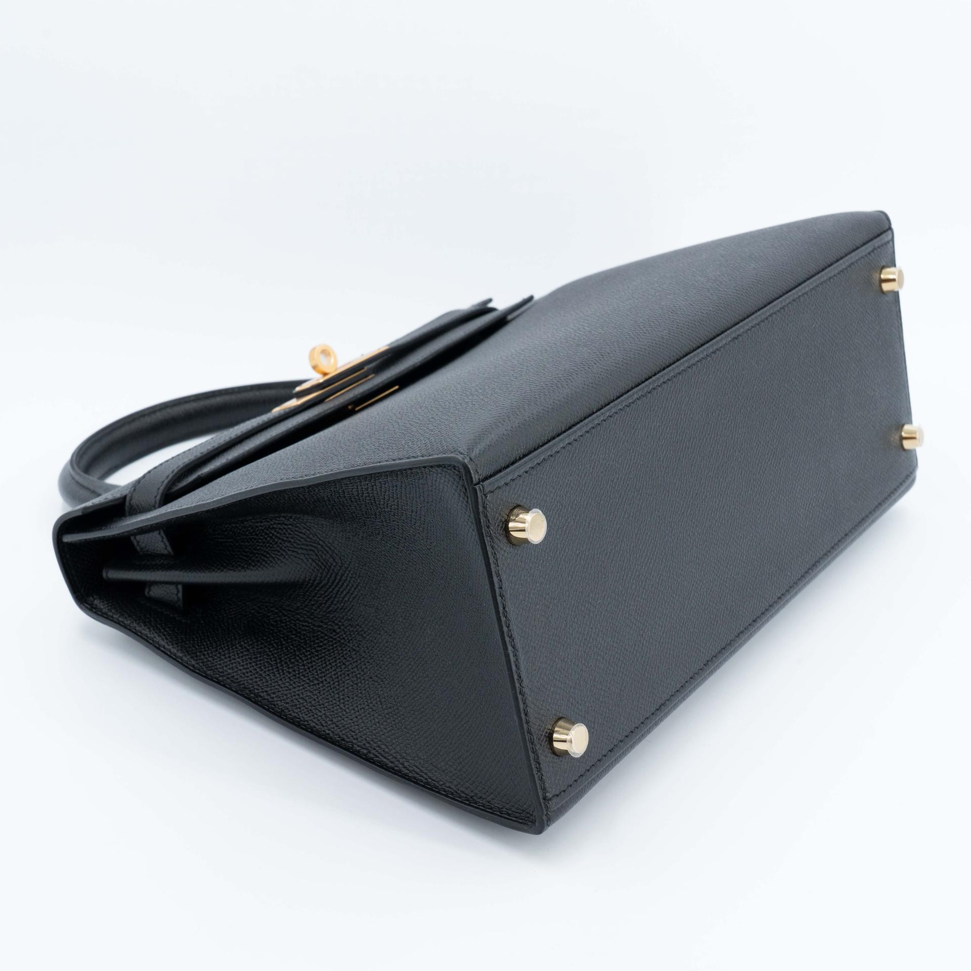 Unused ( Rank NS ) HERMÈS Kelly 28 Noir (89) Epsom Gold hardware Square R (2014) - 4