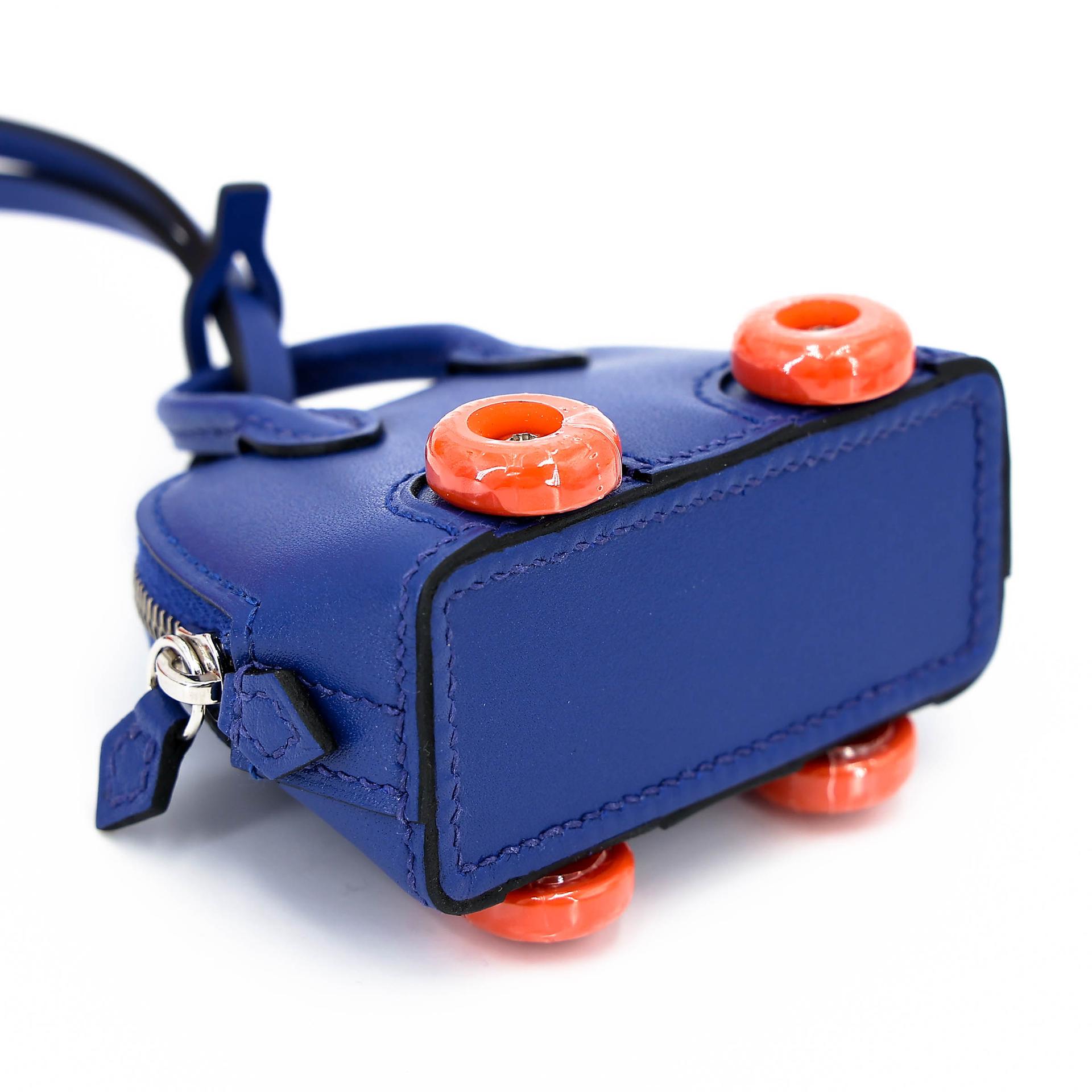 未使用保存品 HERMÈS 愛馬仕 Bolide On Wheels 掛件 7T 電光藍 Bleu Electrique 93 愛馬仕橘 Orange Tadelakt皮 B刻 2023年 - 7