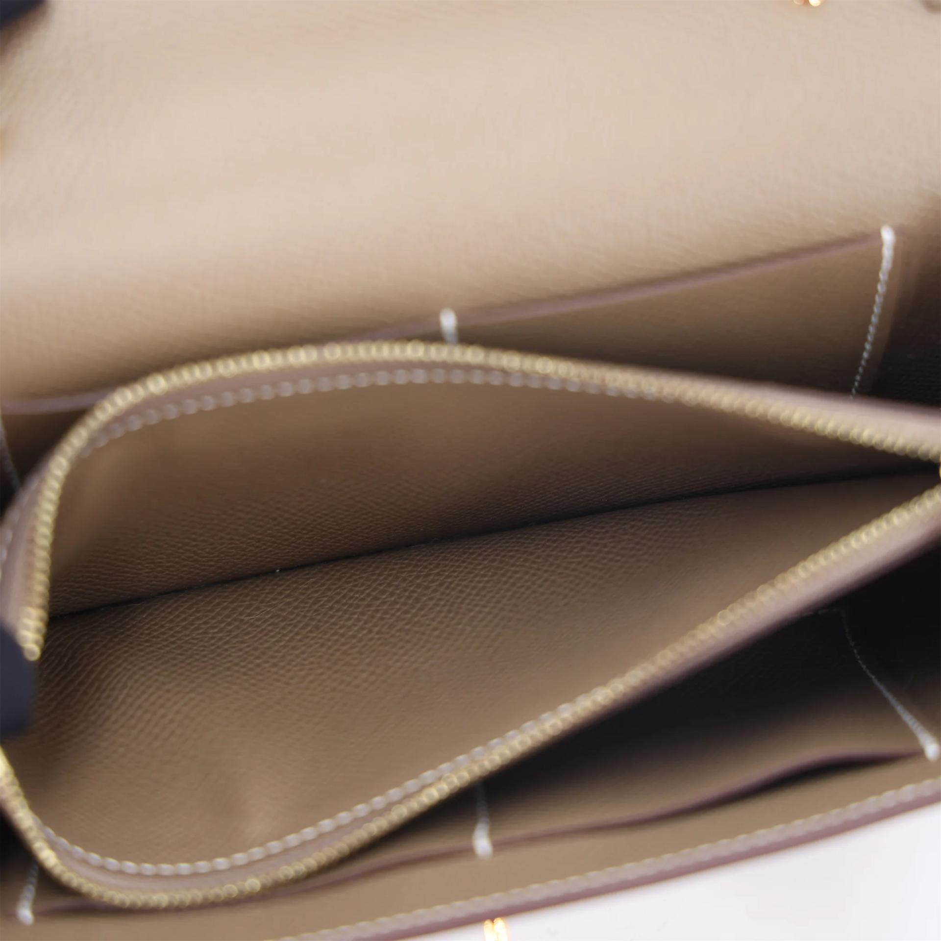 Excellent ( Rank SA ) HERMÈS Kelly To Go Wallet Etoupe (18) Epsom Gold hardware Z (2021) - 10