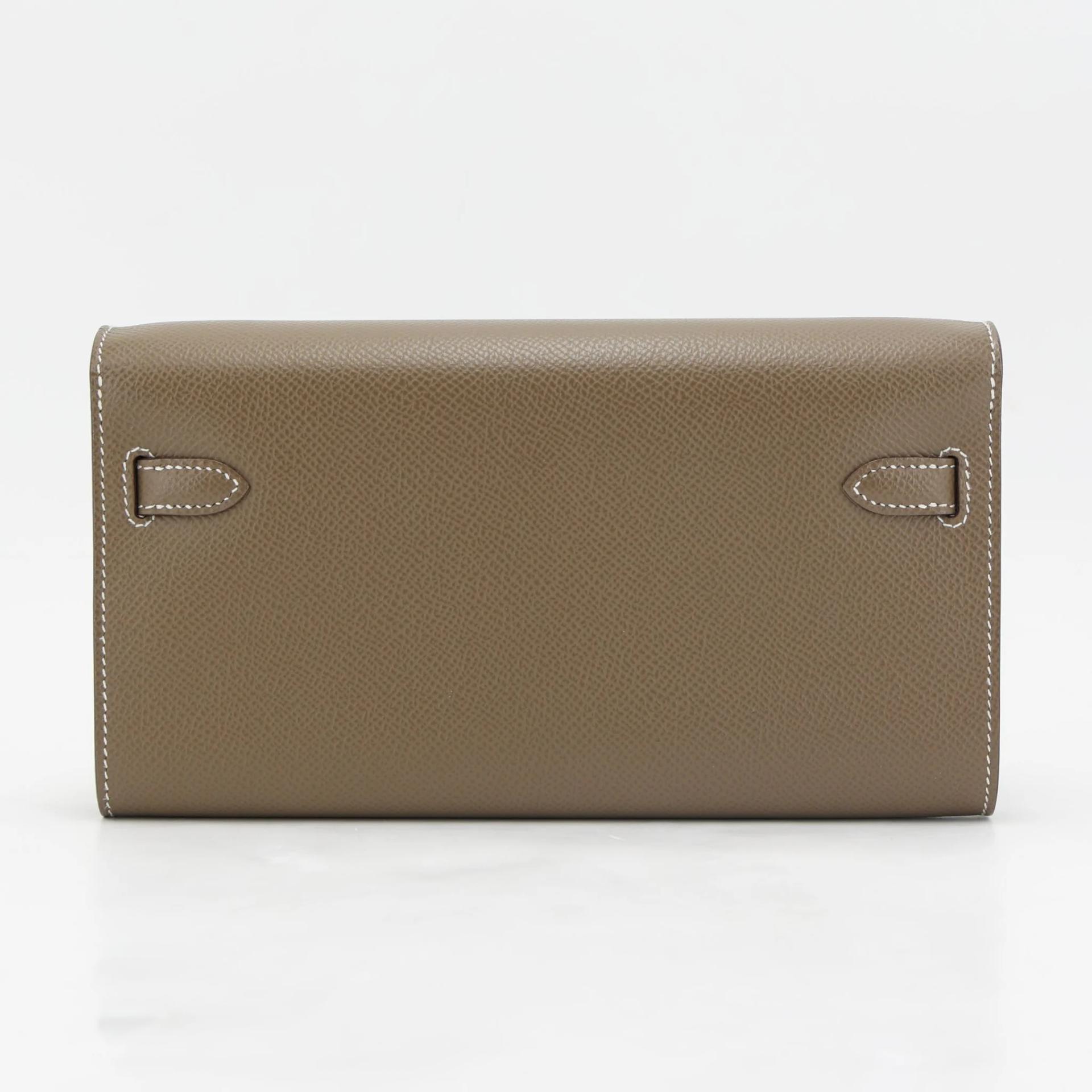 Excellent ( Rank SA ) HERMÈS Kelly To Go Wallet Etoupe (18) Epsom Gold hardware Z (2021) - 2