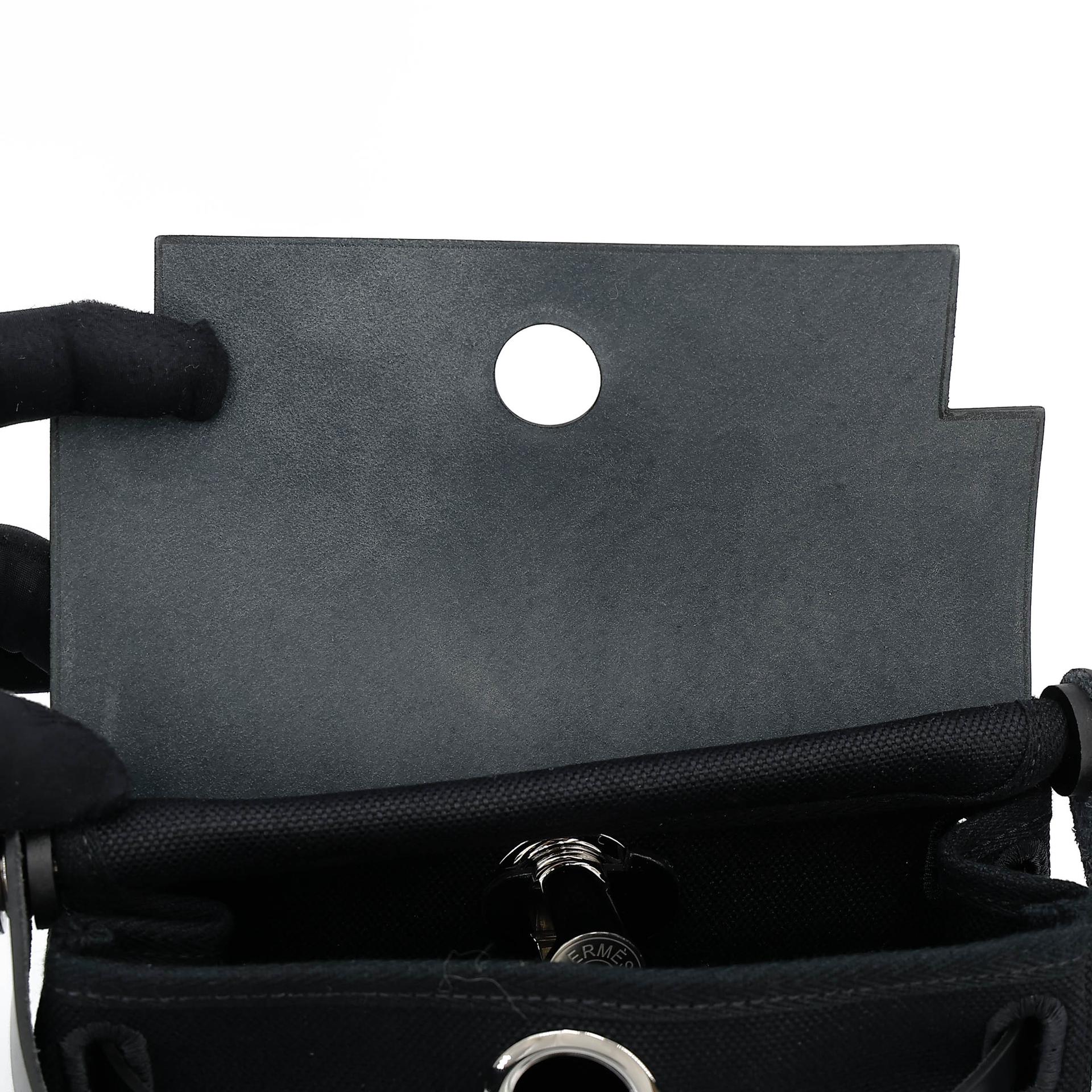Unused ( Rank NS ) HERMÈS Herbag Mini TPM Noir (89) Vache Hunter Toile H canvas Palladium hardware W (2024) - 15