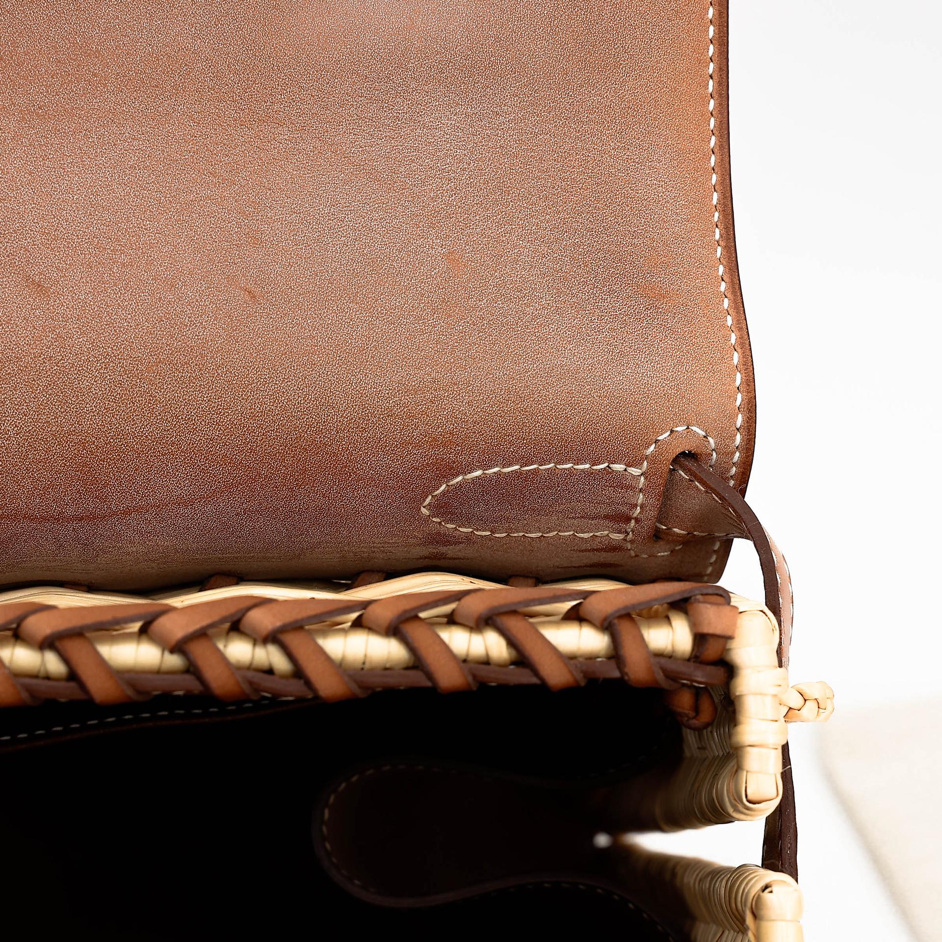 Very Good ( Rank A) HERMÈS Kelly 35 Picnic Fauve (34) Barenia Osier Wicker Palladium hardware Square O (2011) - 32