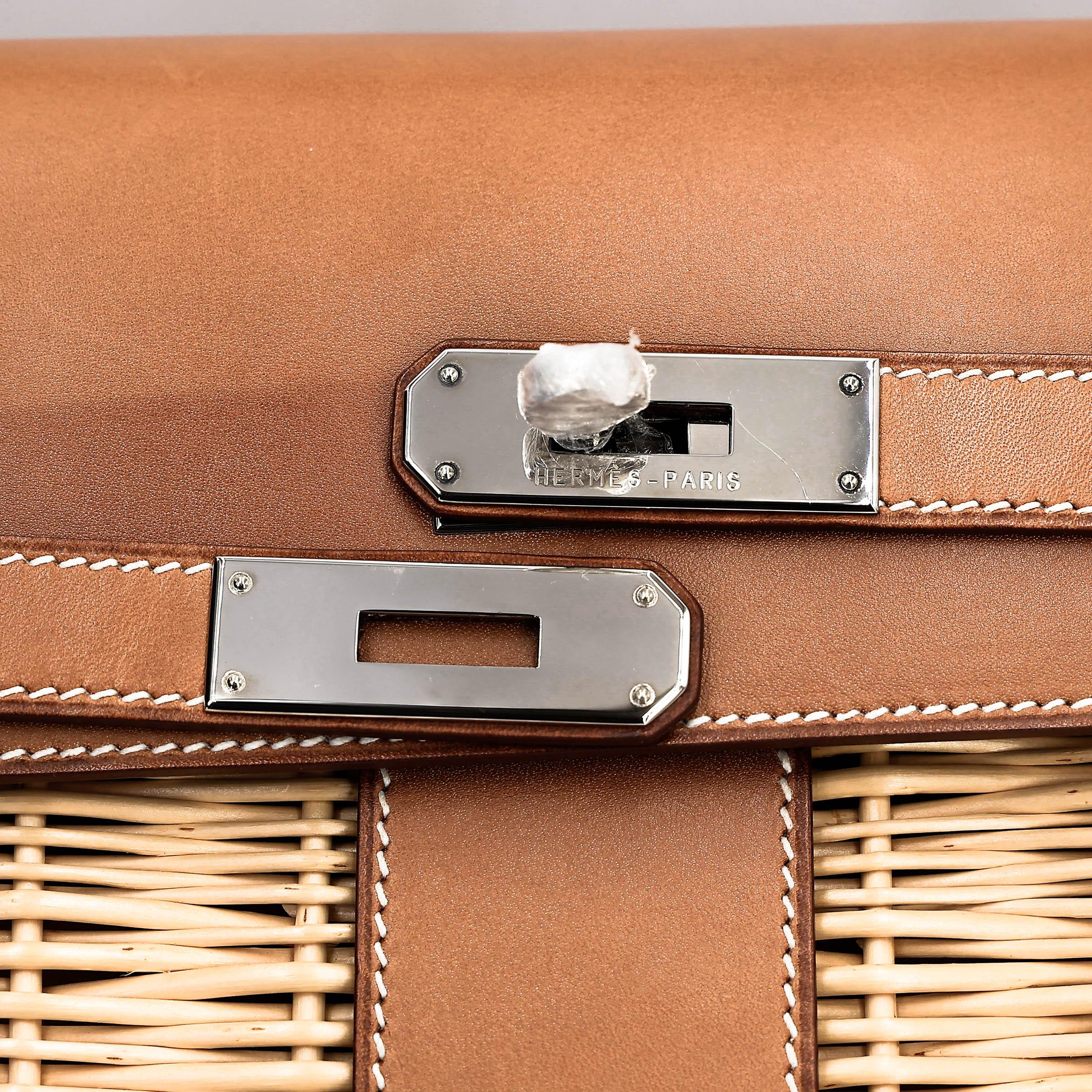 Very Good ( Rank A) HERMÈS Kelly 35 Picnic Fauve (34) Barenia Osier Wicker Palladium hardware Square O (2011) - 24