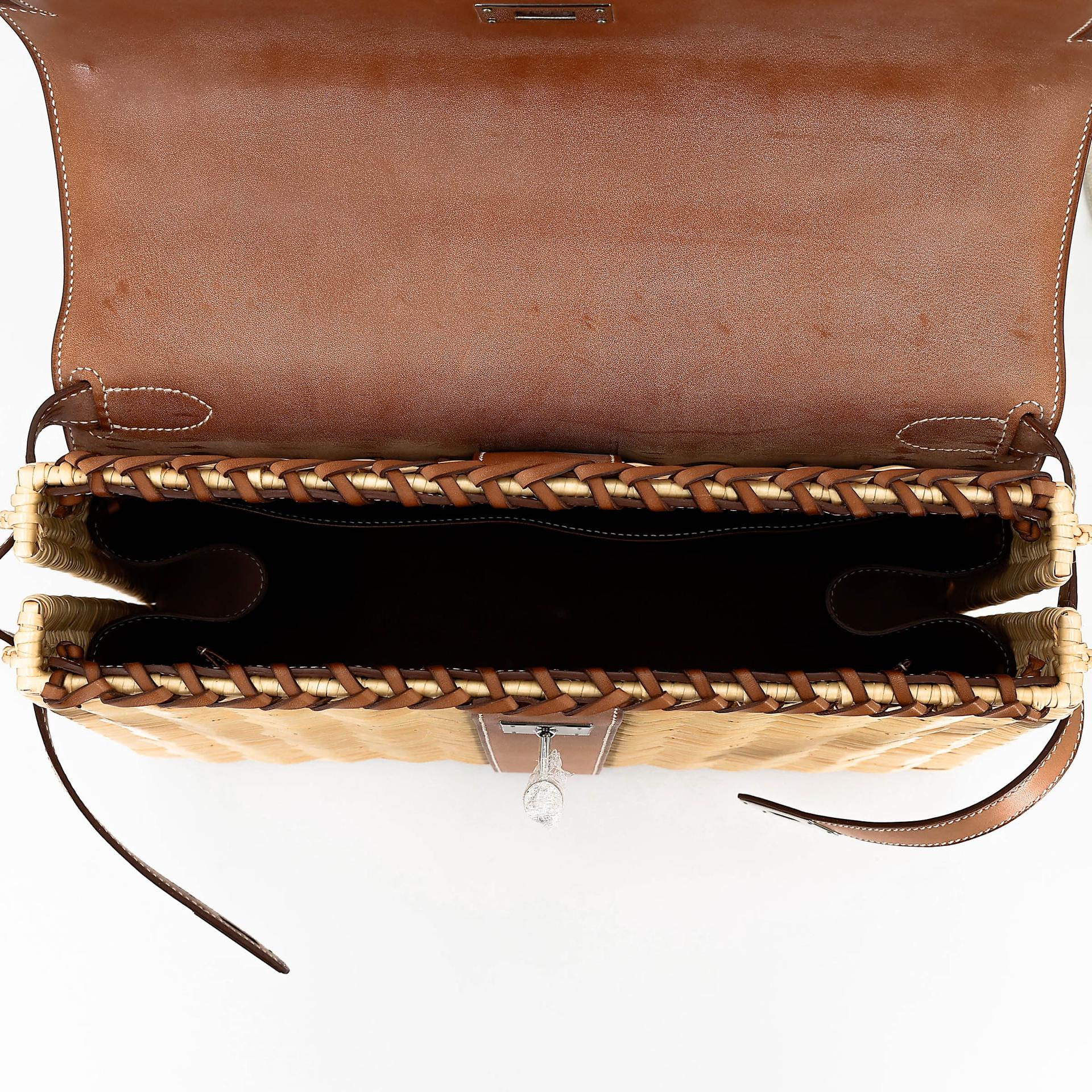 Very Good ( Rank A) HERMÈS Kelly 35 Picnic Fauve (34) Barenia Osier Wicker Palladium hardware Square O (2011) - 34