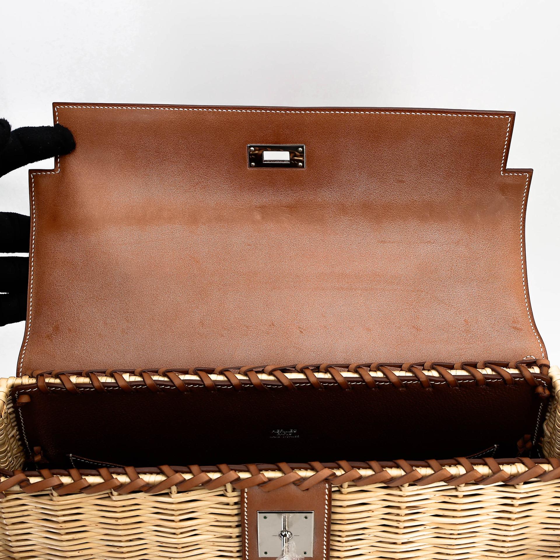 Very Good ( Rank A) HERMÈS Kelly 35 Picnic Fauve (34) Barenia Osier Wicker Palladium hardware Square O (2011) - 30