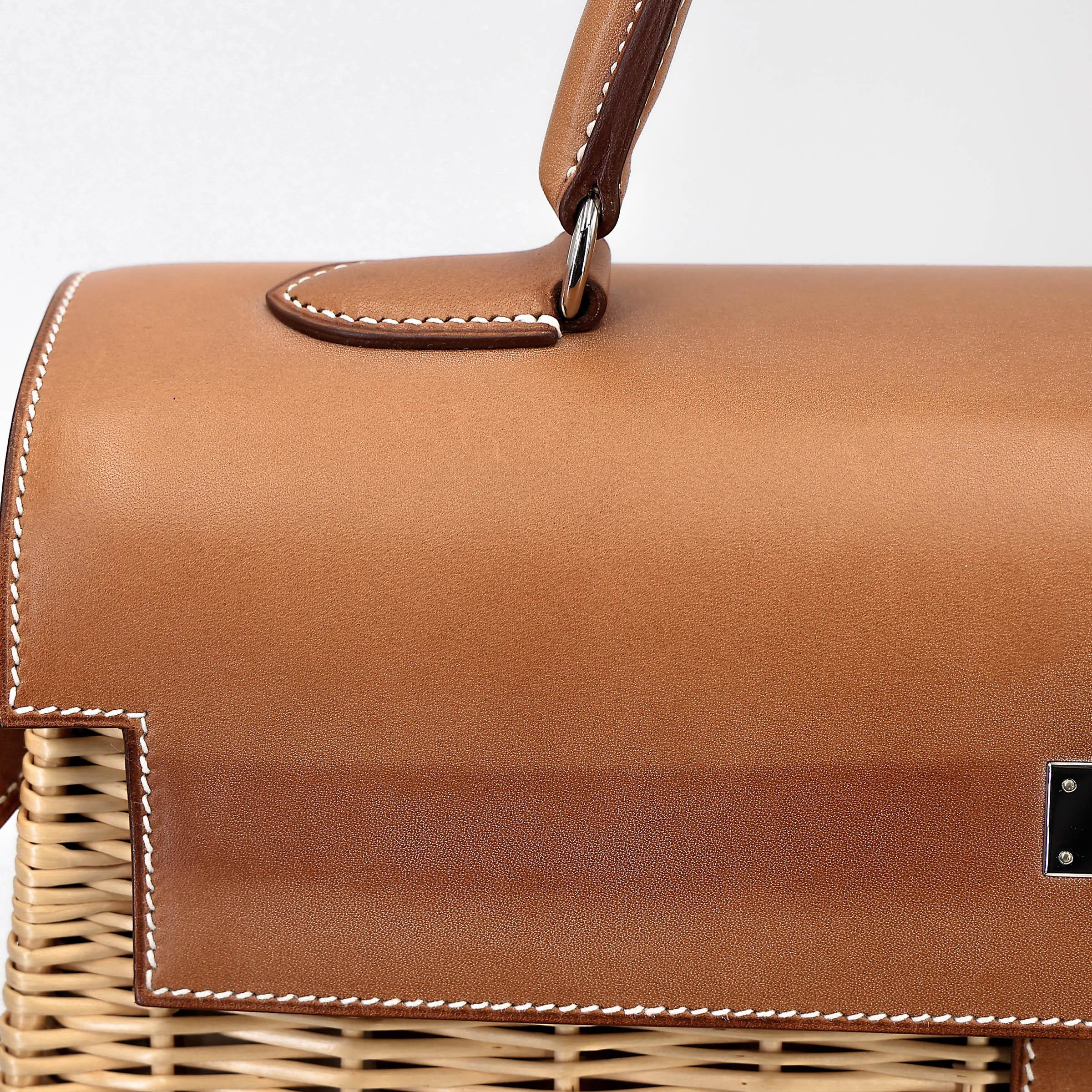 Very Good ( Rank A) HERMÈS Kelly 35 Picnic Fauve (34) Barenia Osier Wicker Palladium hardware Square O (2011) - 22