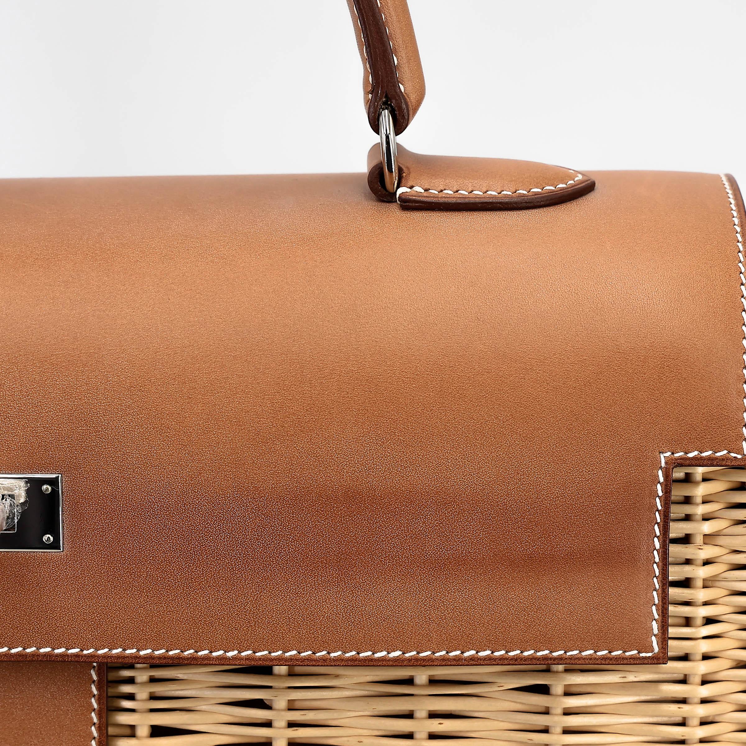 Very Good ( Rank A) HERMÈS Kelly 35 Picnic Fauve (34) Barenia Osier Wicker Palladium hardware Square O (2011) - 23