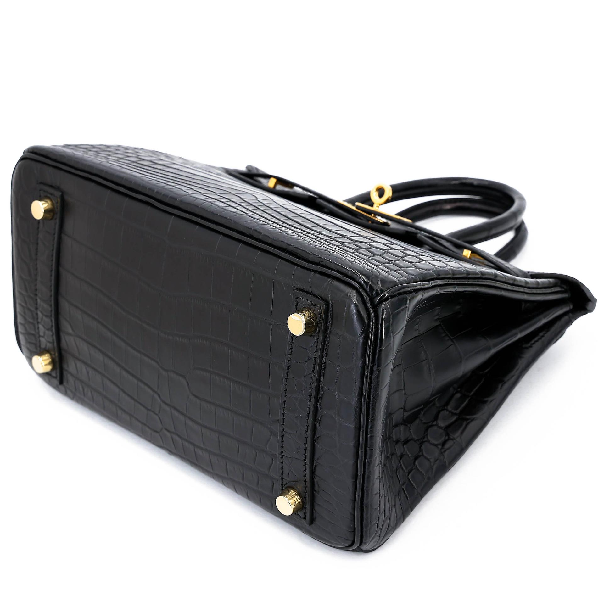 Excellent ( Rank SA ) HERMÈS Birkin 25 Noir (89) Matte Niloticus Crocodile Gold hardware R (2014) - 4